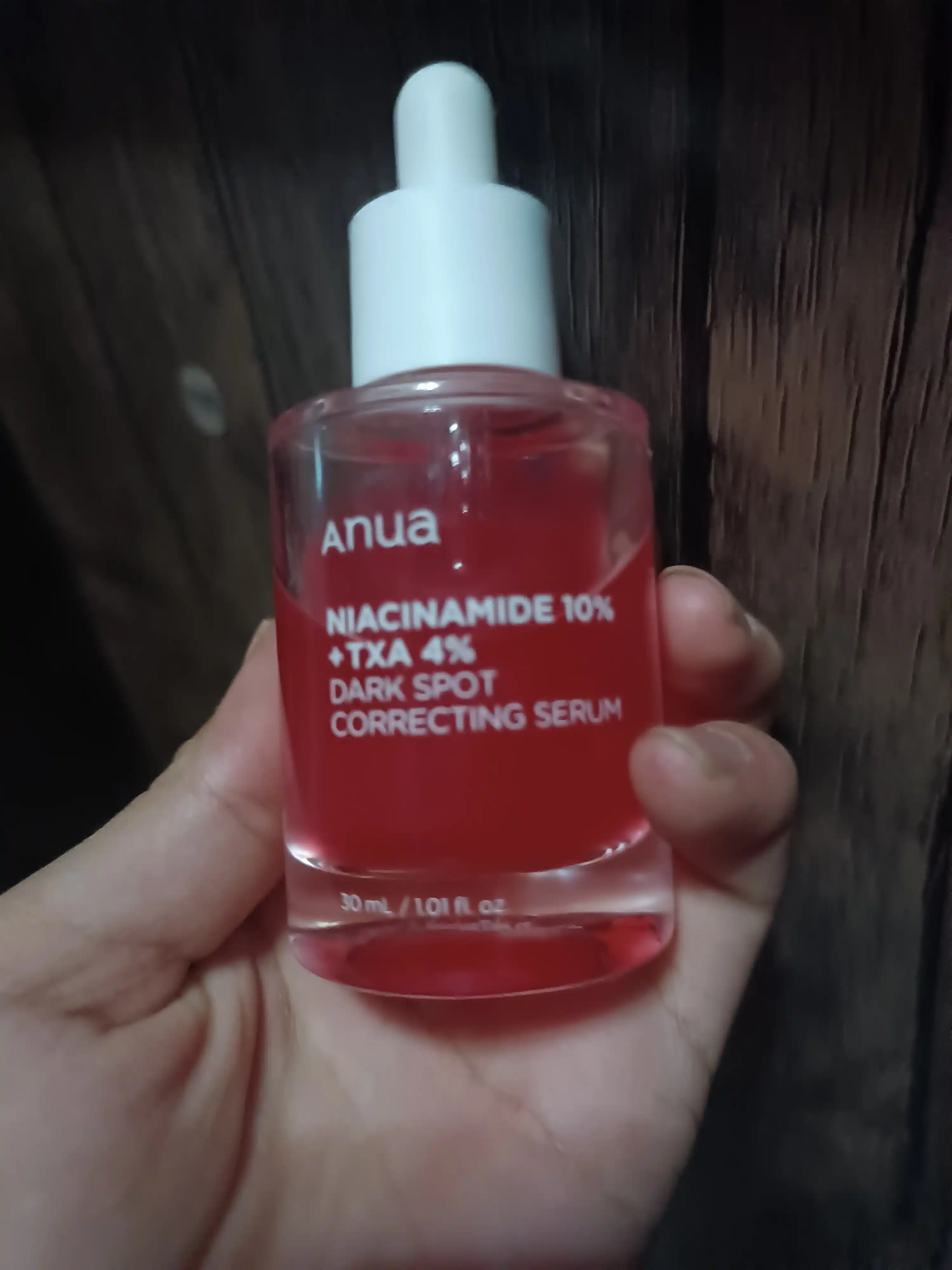 Niacinamide 10% + TXA 4% teng ohang uchun, qarishga qarshi zardob