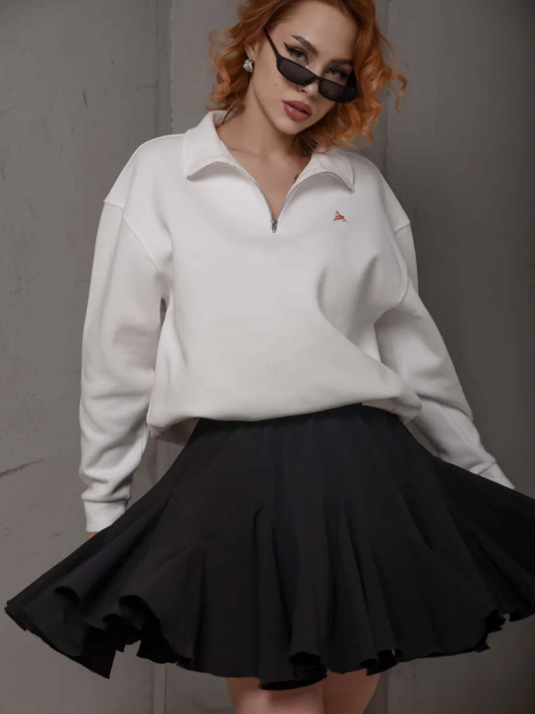 Anjelinaning chuqur tomogi Seksual qiz bilan sohilda jinsiy aloqa video