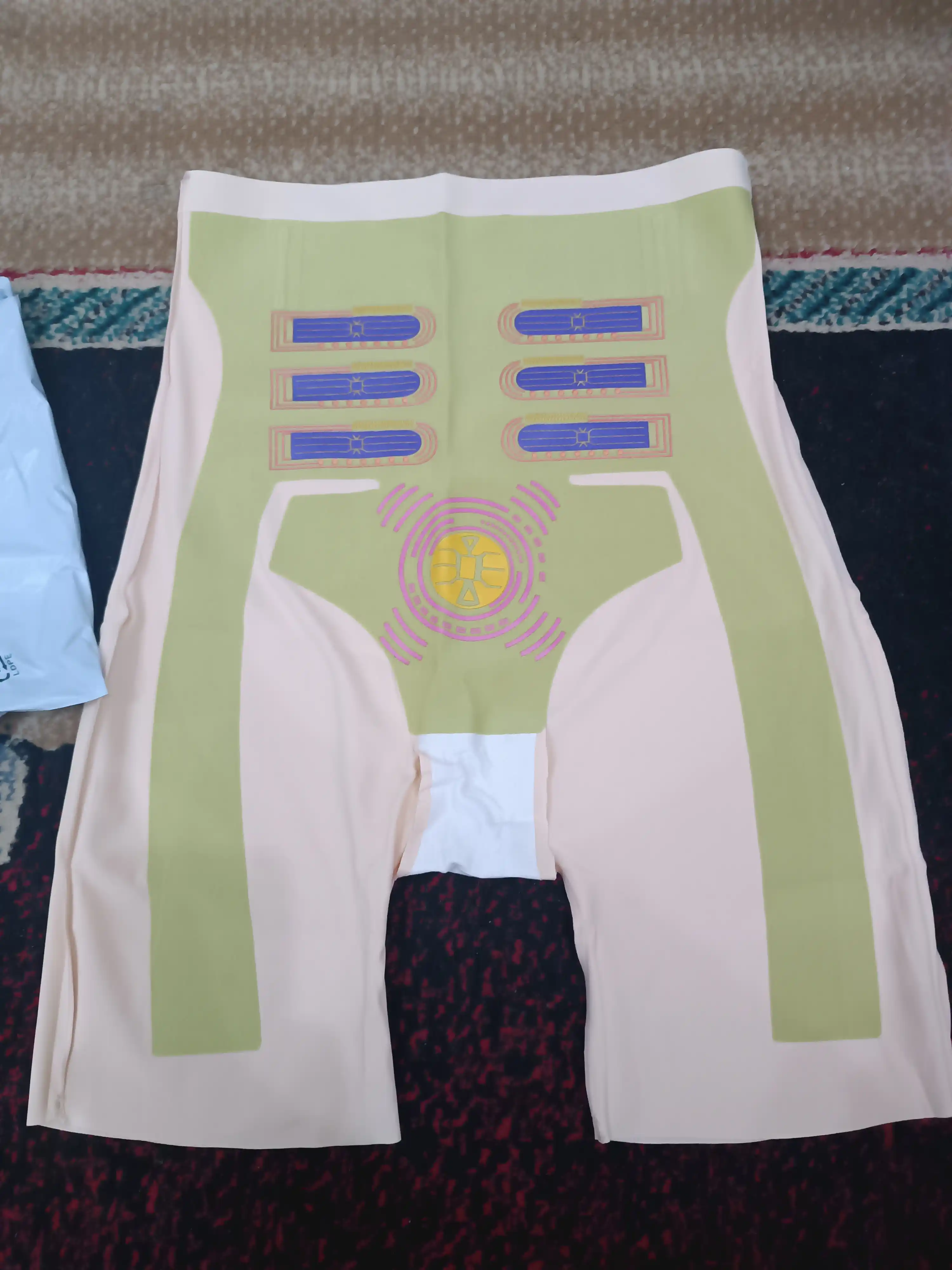 Ozdoruvchi va qad qomatni shaklantiruvchi Retuza , Slim Body 8D , qorini tortuvchi