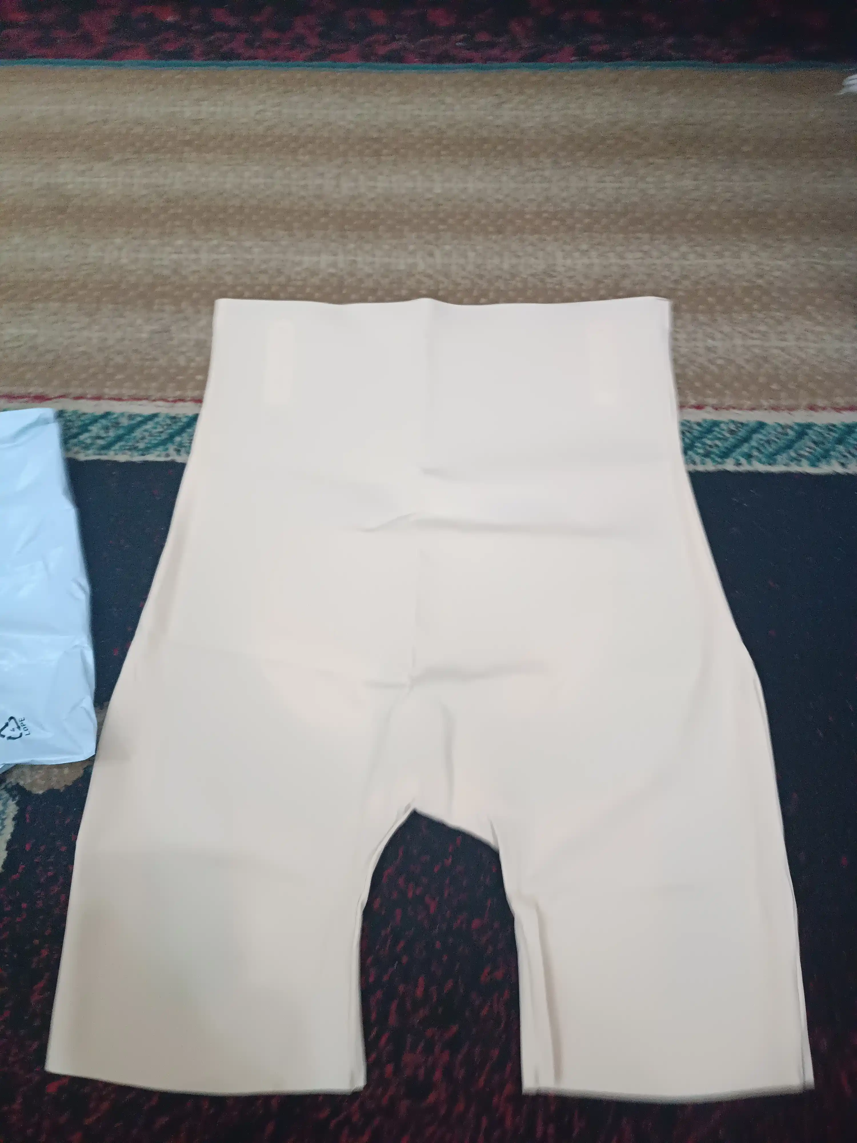 Ozdoruvchi va qad qomatni shaklantiruvchi Retuza , Slim Body 8D , qorini tortuvchi