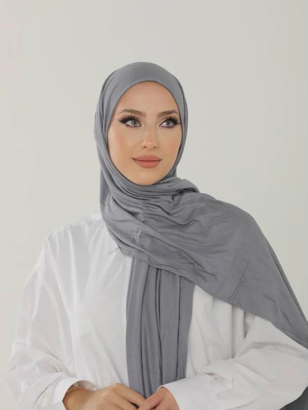 Lezbiyenlarning qora tanli ayollarning eshaklarini yalayotgan porno videolari Anoreksiya uning mushukini onanizm qiladi