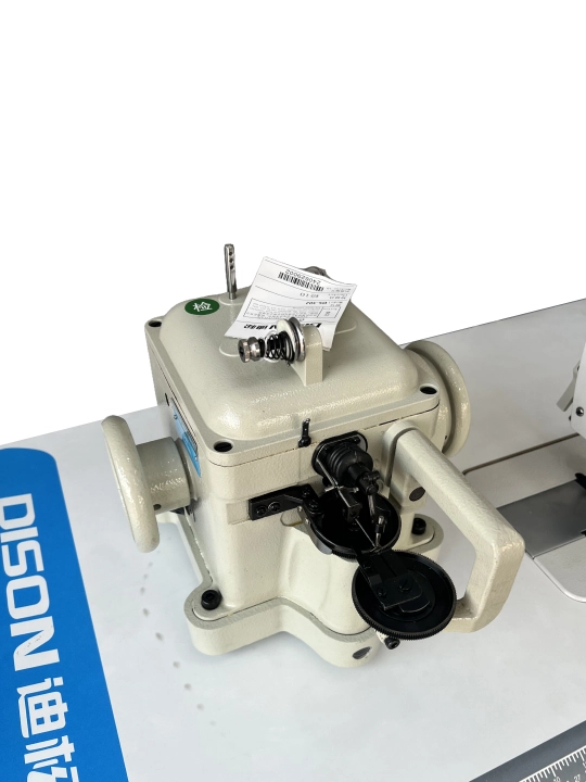 Dison DS-302 mo‘ynachilik tikuv mashinasi, avtomatik moylash, 2000 ch/min