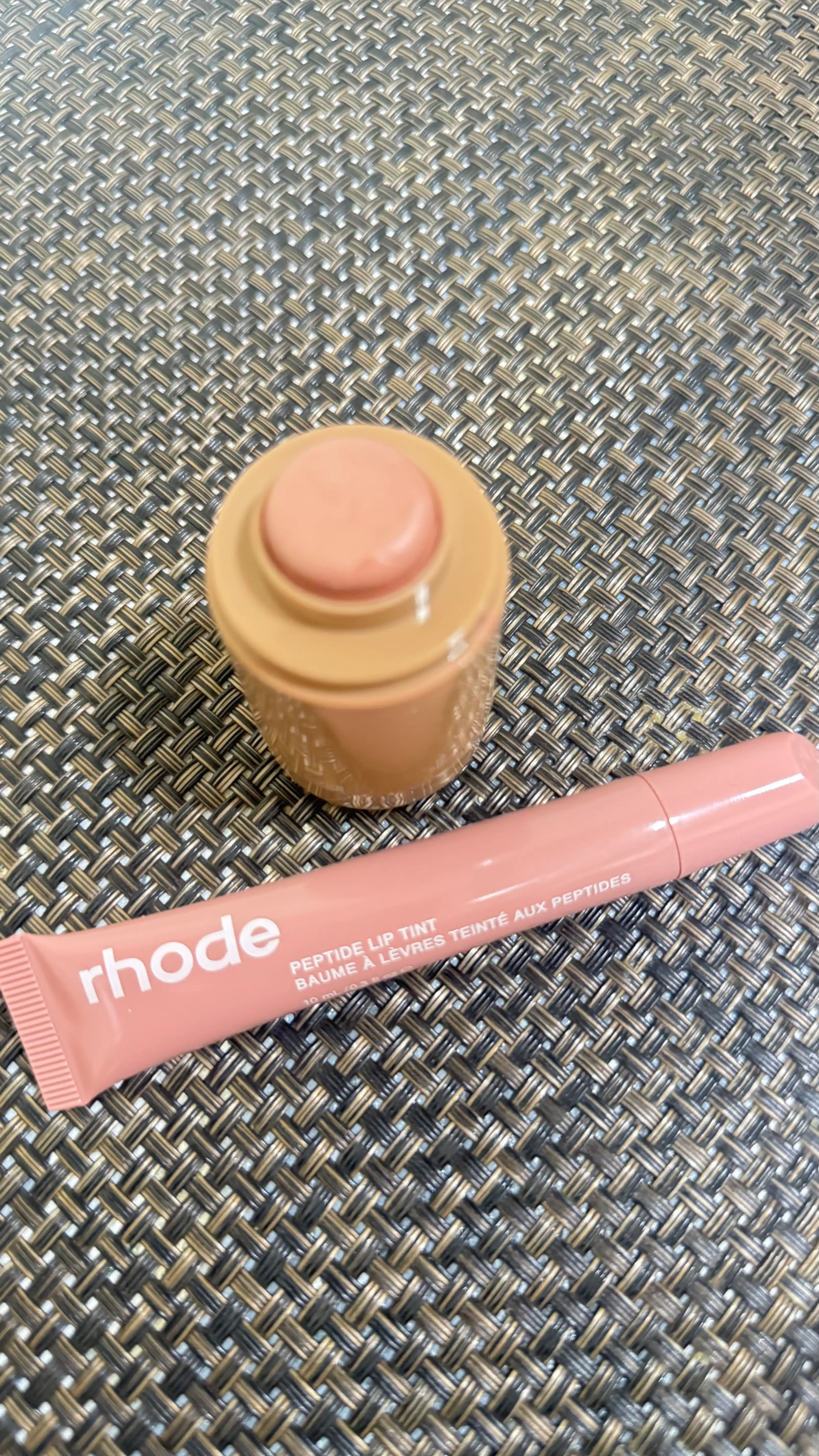 Rhode для губ Peptide Lip Tint, 8 оттенков