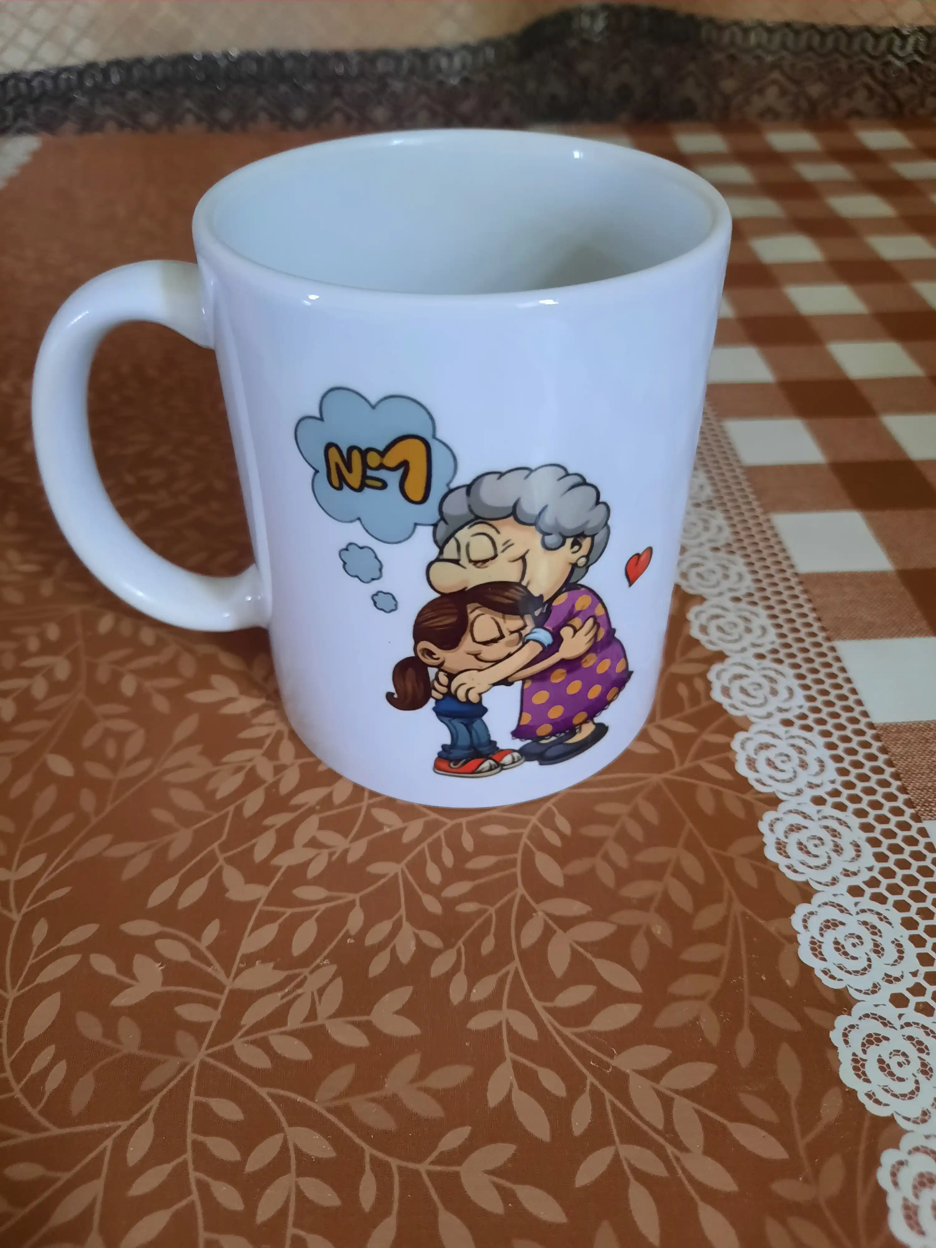 Sovg'a uchun krujkasi, bosmali, keramika