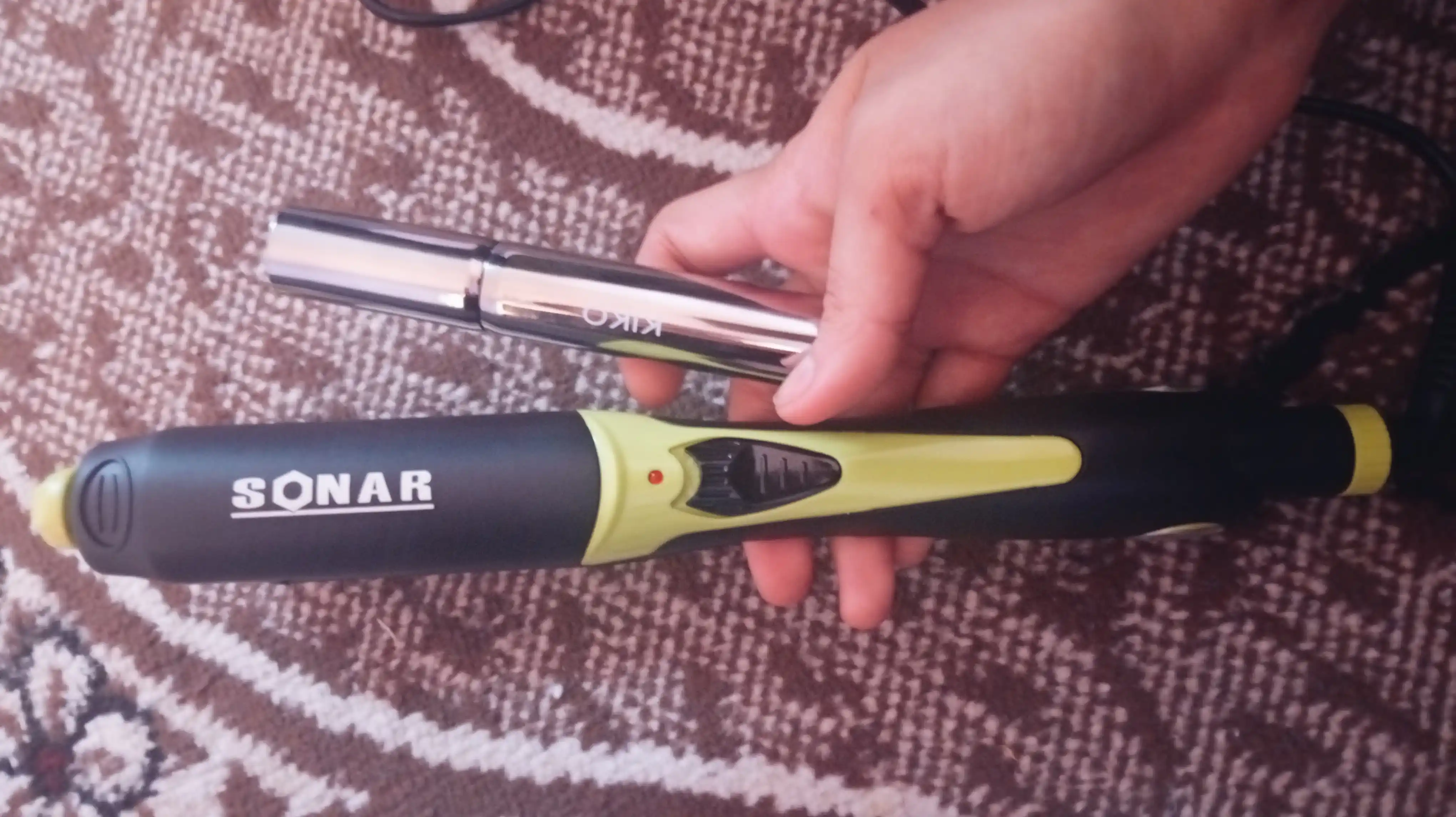 Sochlarni tekislash uchun professional dazmol SR, stayler-ployka