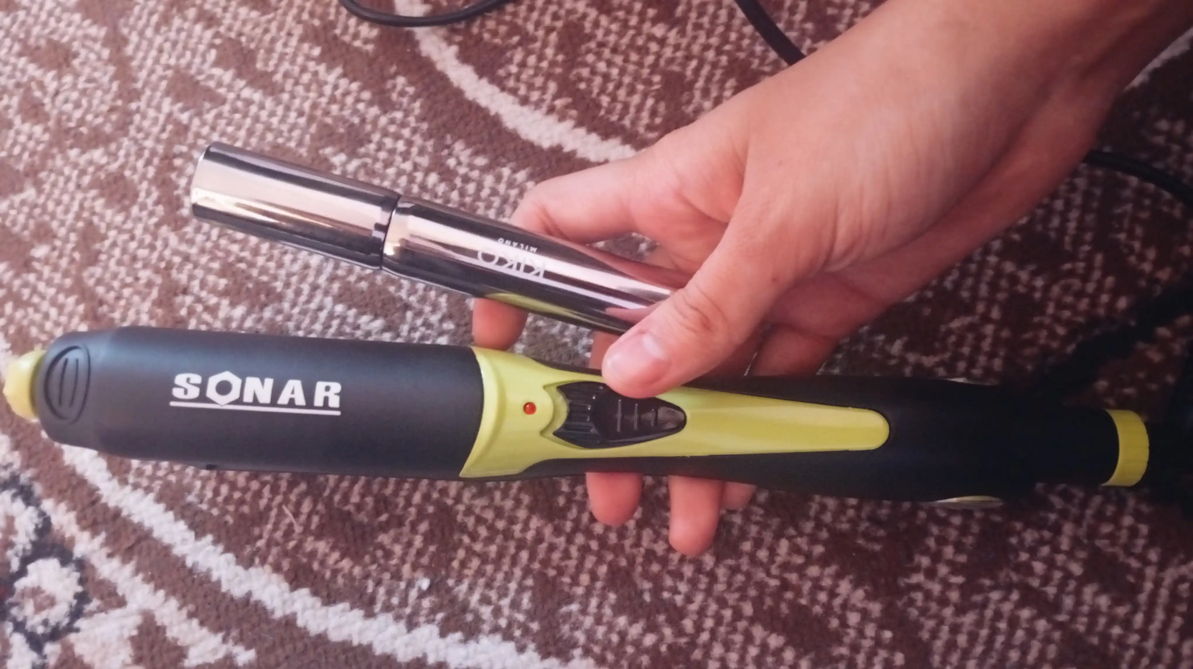 Sochlarni tekislash uchun professional dazmol SR, stayler-ployka