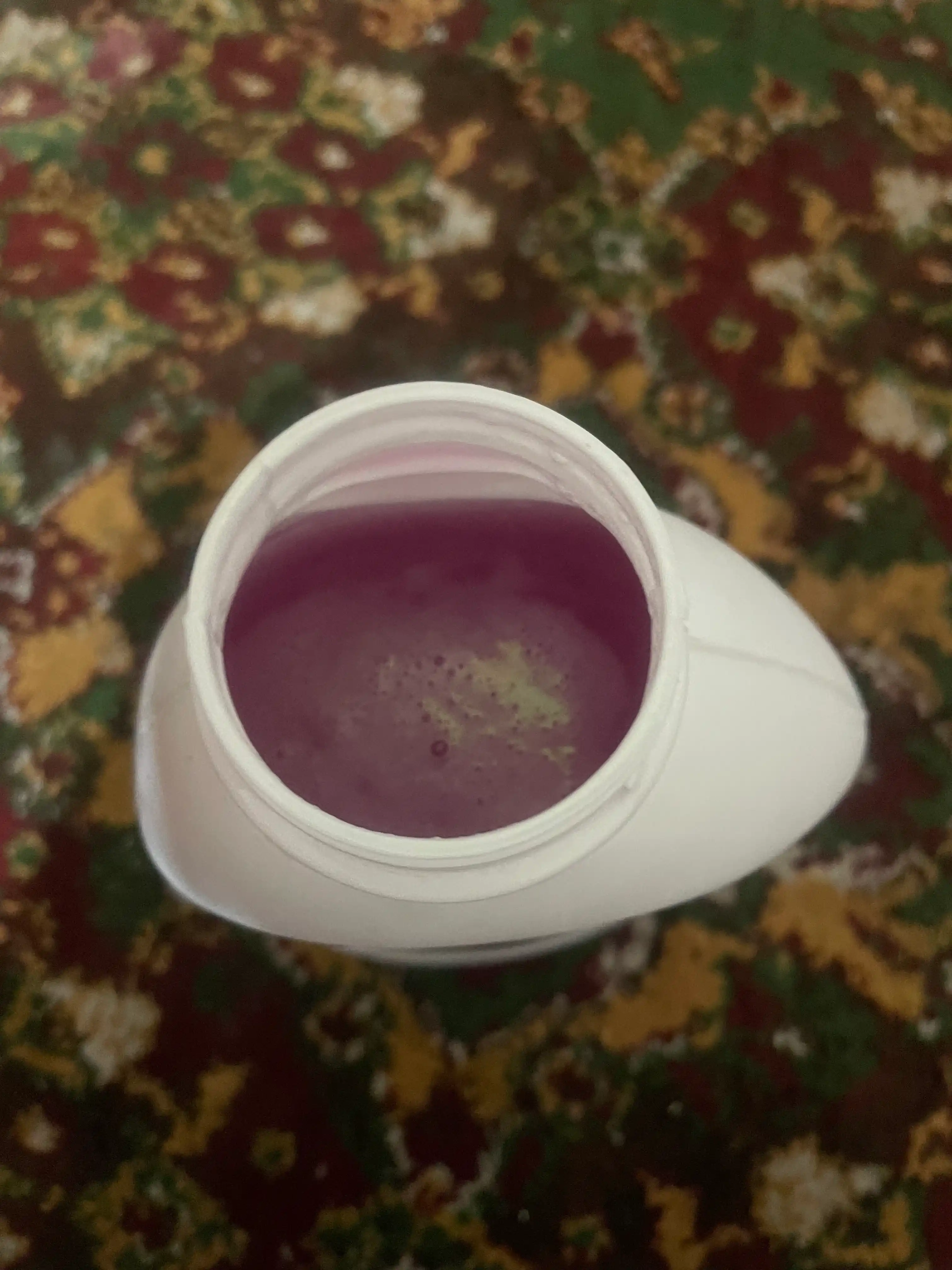 Rangli kirlar ega uchun yuvish jeli  1100 ml