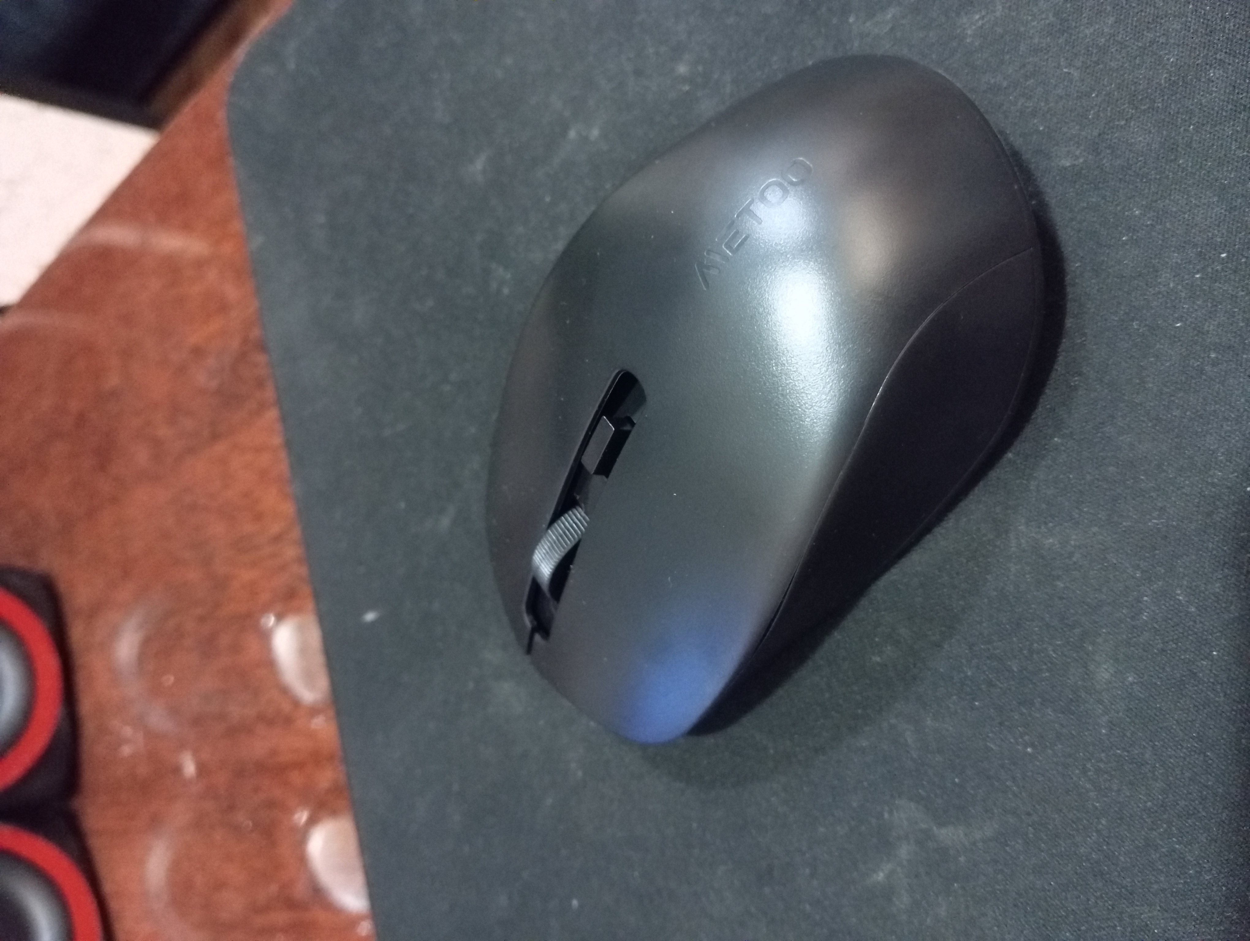 Simsiz Bluetooth sichqoncha Metoo E0 shovqinsiz, batareyka to'plamda