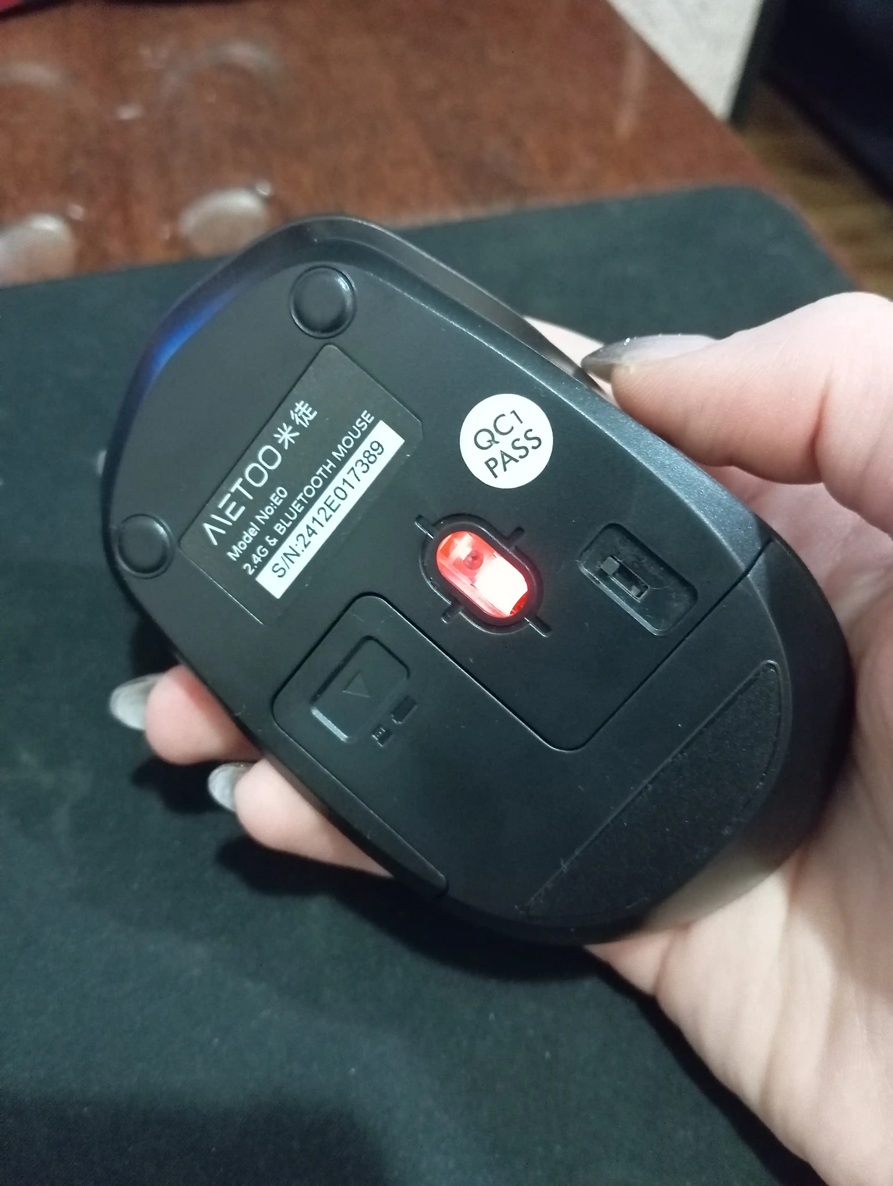 Simsiz Bluetooth sichqoncha Metoo E0 shovqinsiz, batareyka to'plamda