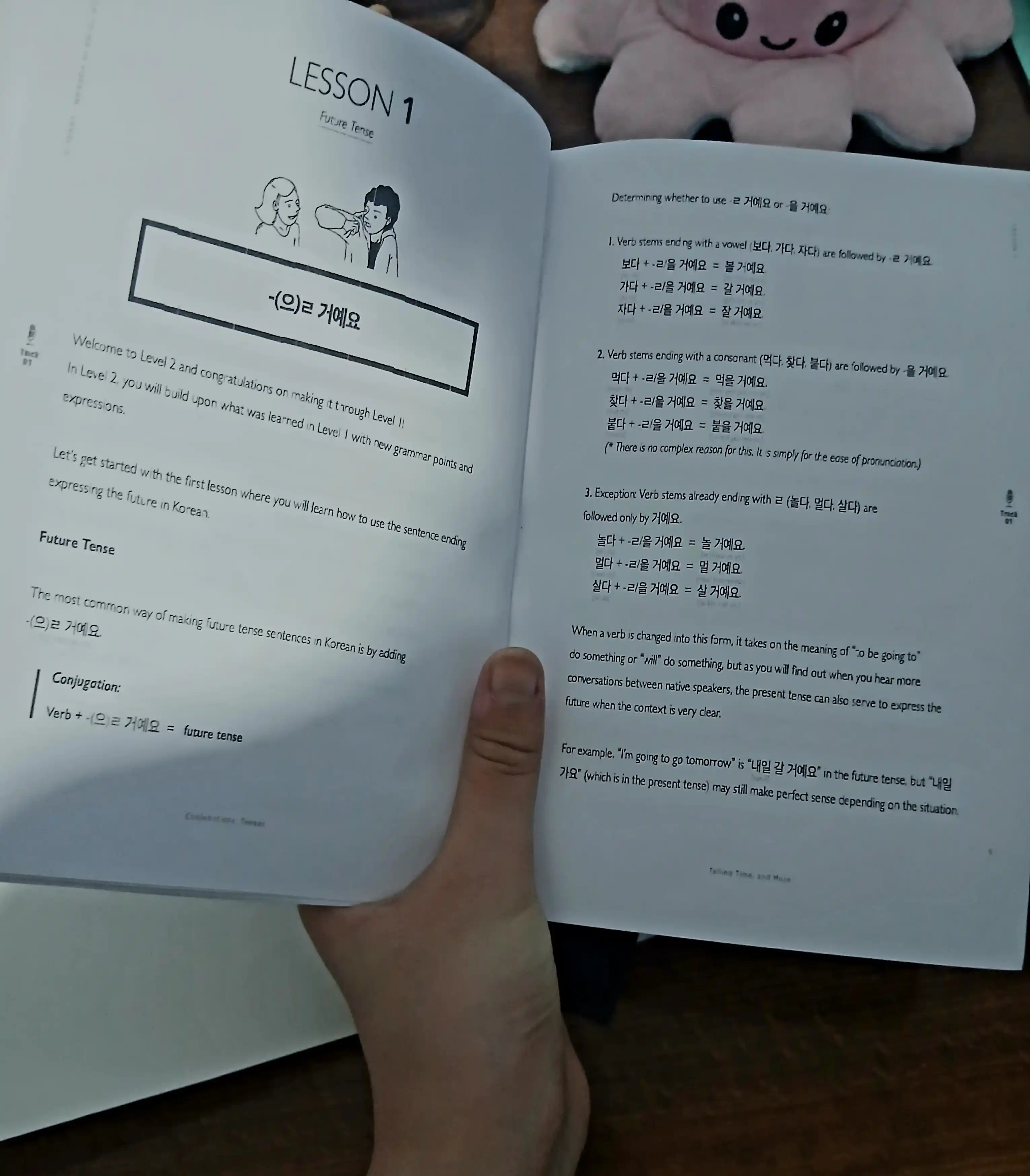 Talk To Me in Korean, Students Book