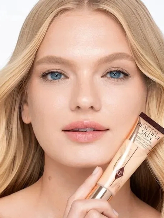 CHARLOTTE TILBURY yuz uchun tonal krem BEAUTIFUL SKIN FOUNDATION