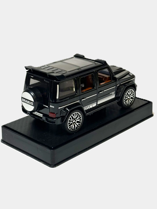 Металлическая игрушечная машинка Mercedes-Benz AMG 6.3, Nissan Skyline, "Jinlifang" 1:24