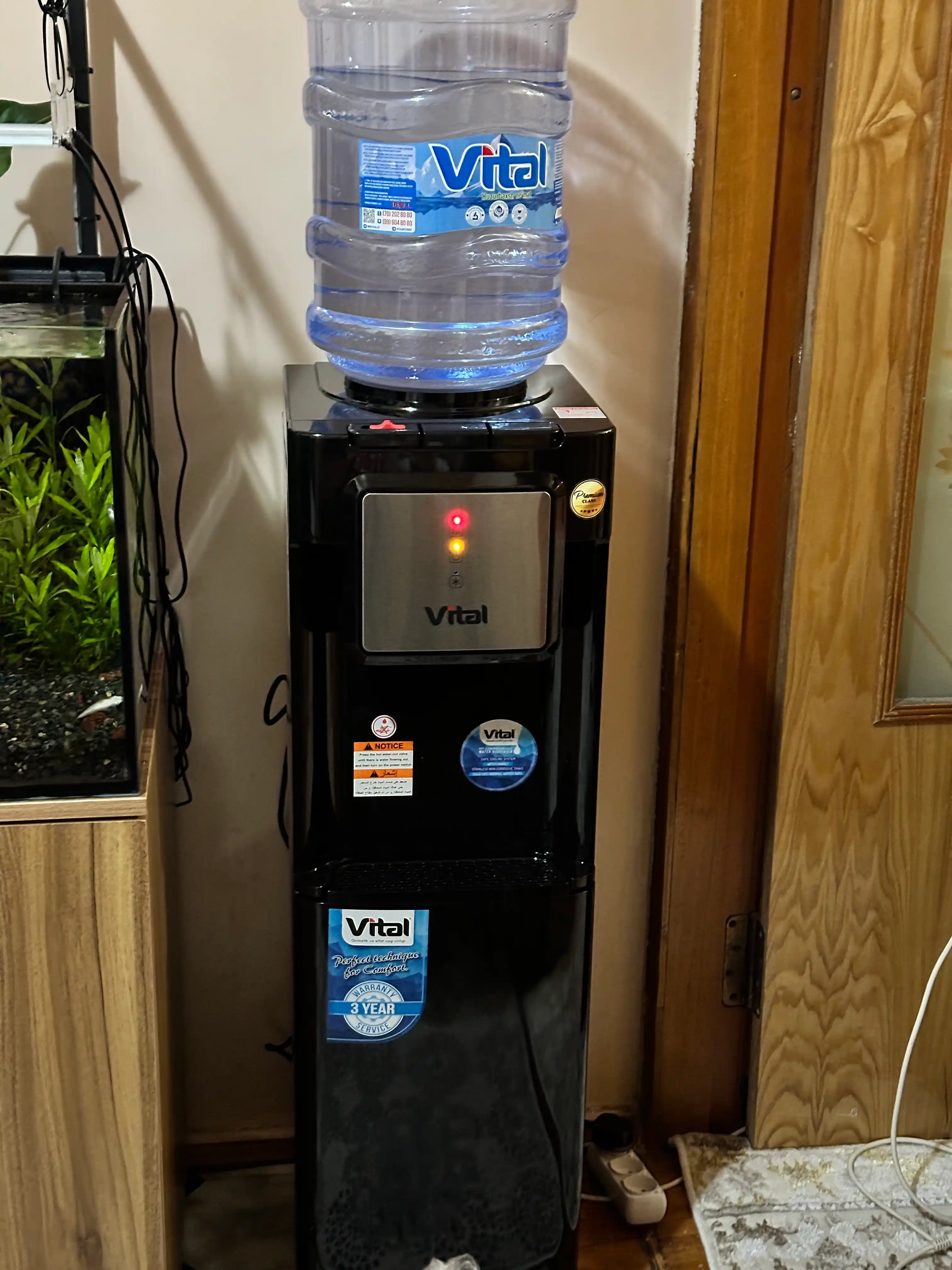 Кулер для воды Vital VT 910, охлаждение фреоном