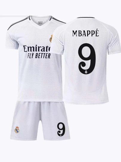 Футбольная форма для детей и подростков Real Madrid
