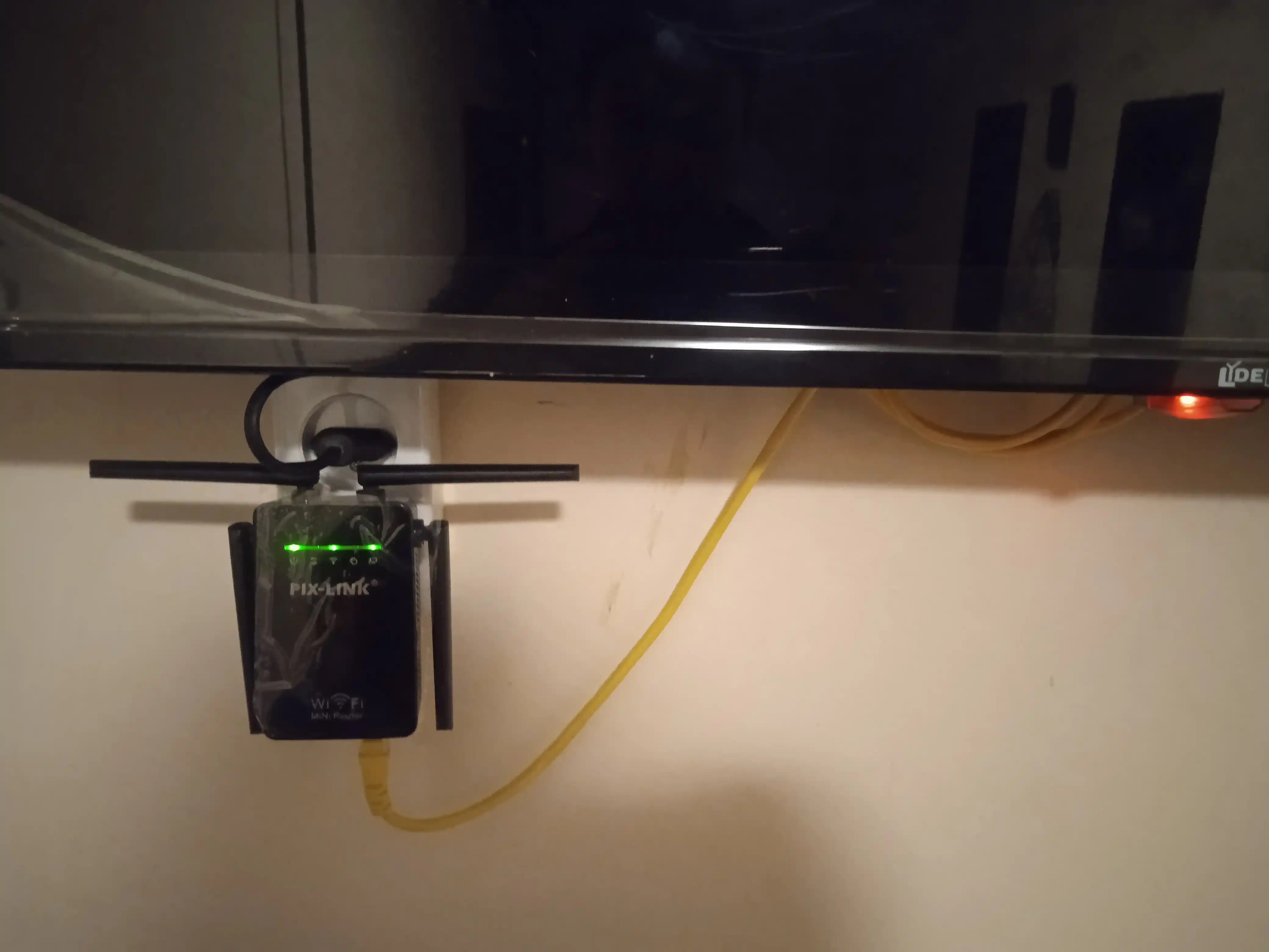 Router Wi-Fi signal kuchaytirgich PIX-LINK 300 Mbit/s gacha, 150 m gacha qamrov