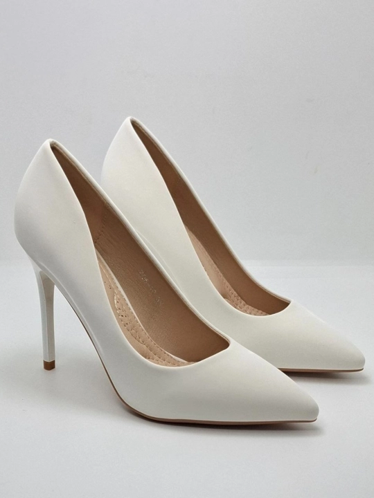 Ayollar tuflisi  8 sm balandligi, uchi uchli