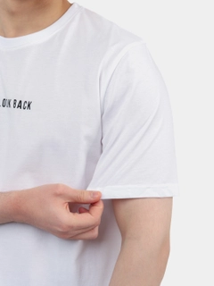 Белый
