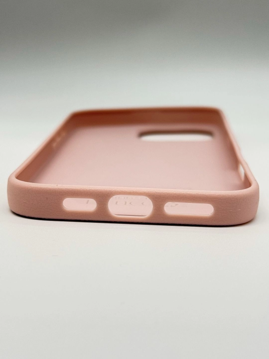 IPhone 16 Pro Max / 15 Pro Max uchun yoqimli kuchukcha dizaynli g‘ilof