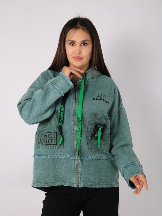 Ayollar uchun keng jins kurtka, XL-XXXL o‘lcham
