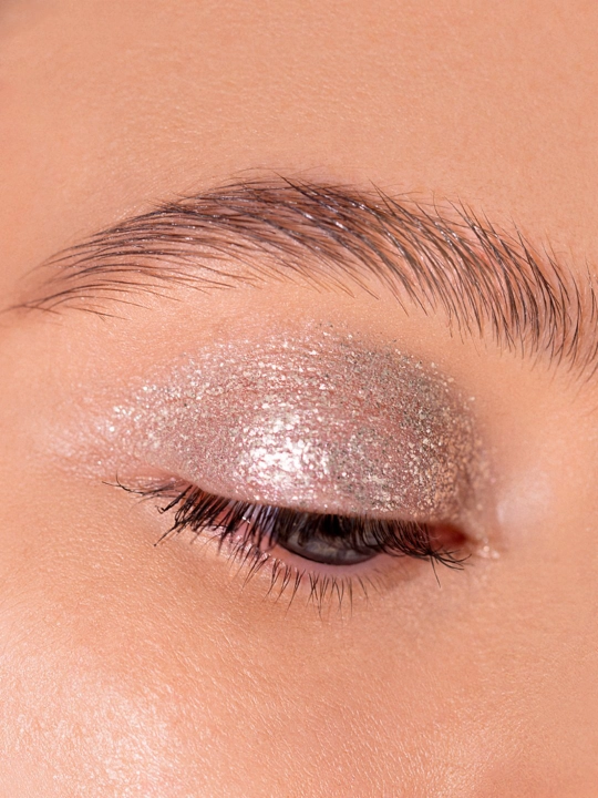 Ko'z qovoqlar uchun suyuq tenlari Glitter Rock, LUXVISAGE