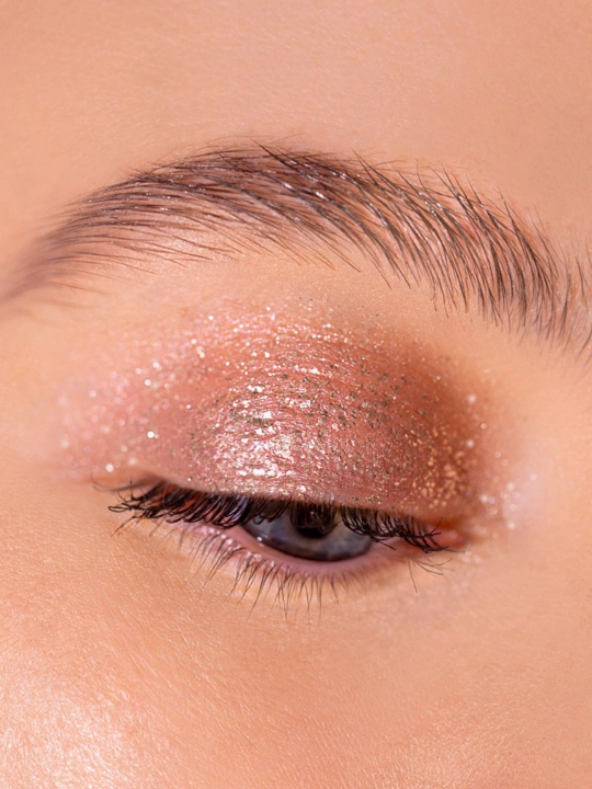 Ko'z qovoqlar uchun suyuq tenlari Glitter Rock, LUXVISAGE