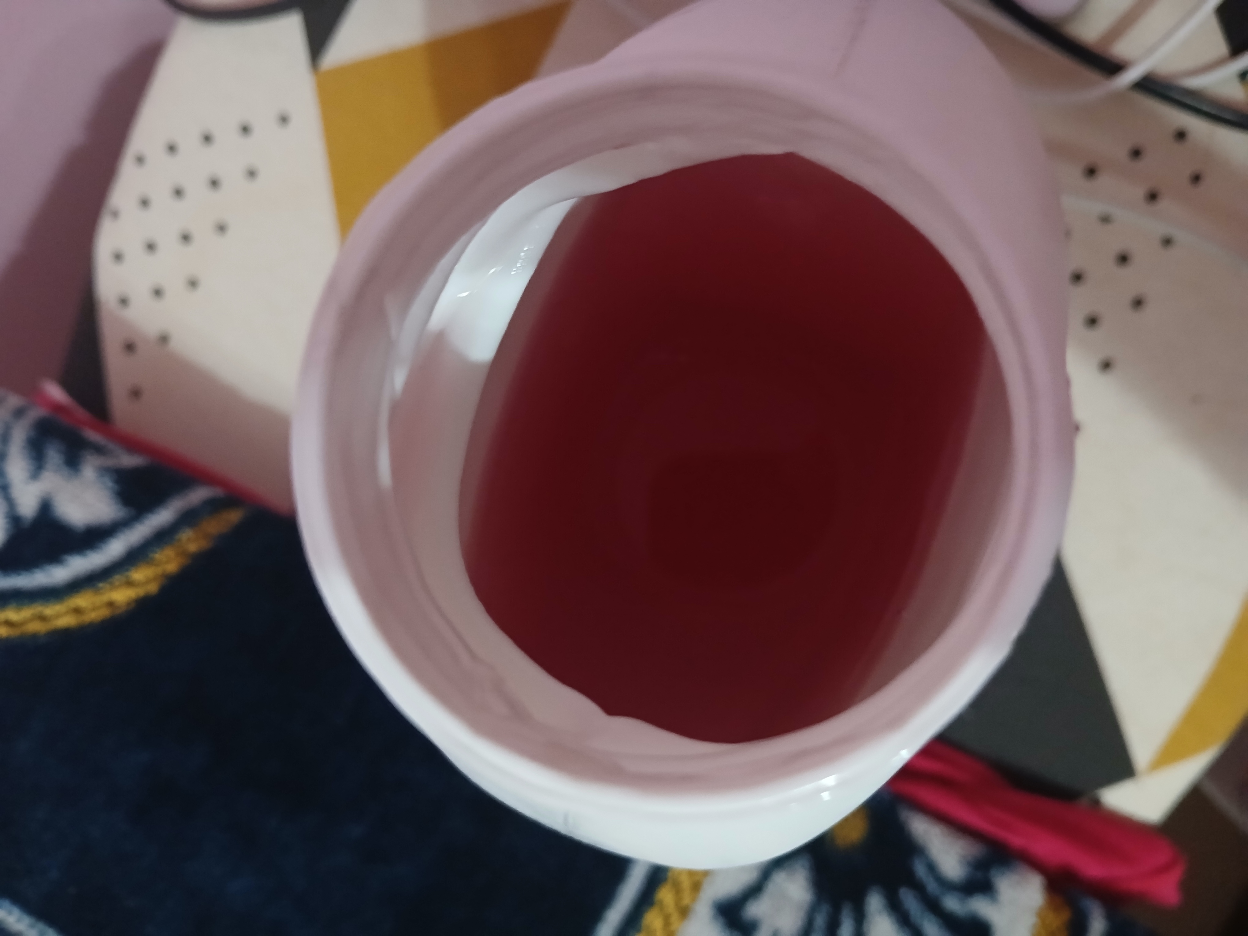 Rangli kirlar ega uchun yuvish jeli  1100 ml