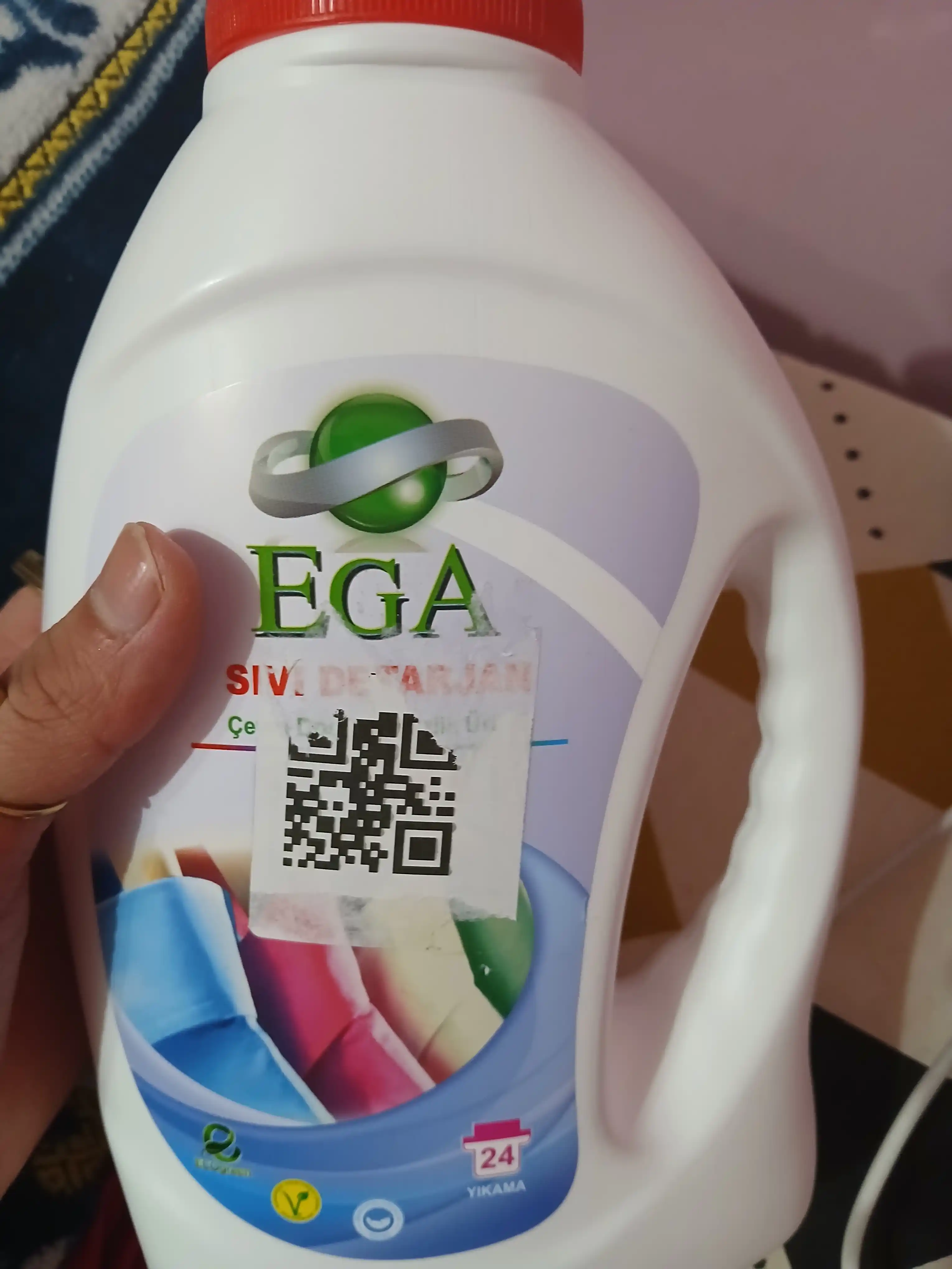 Rangli kirlar ega uchun yuvish jeli  1100 ml