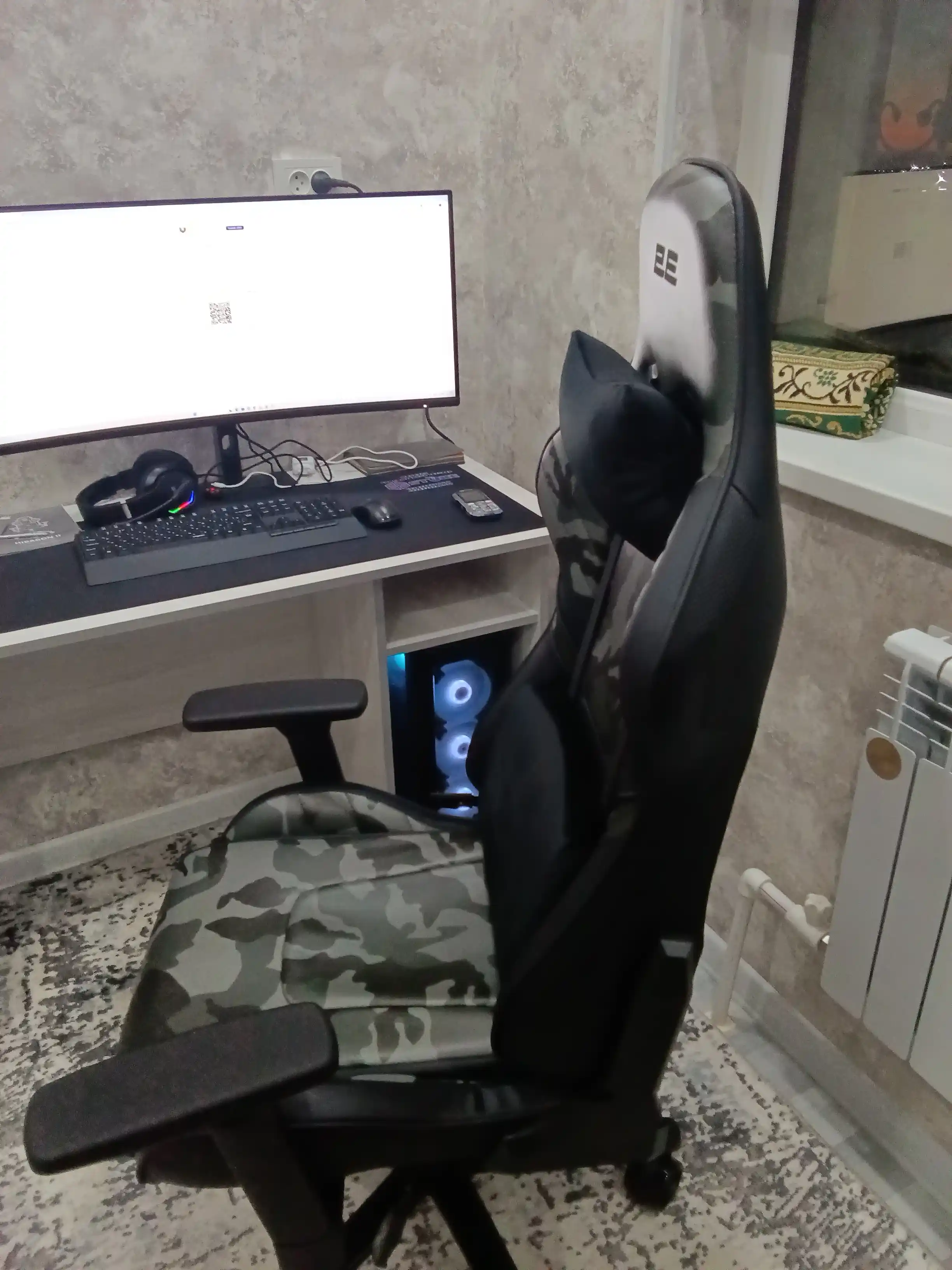 Игровое компьютерное кресло 2E Gaming HIBAGON II 2E-GC-HIB-BK