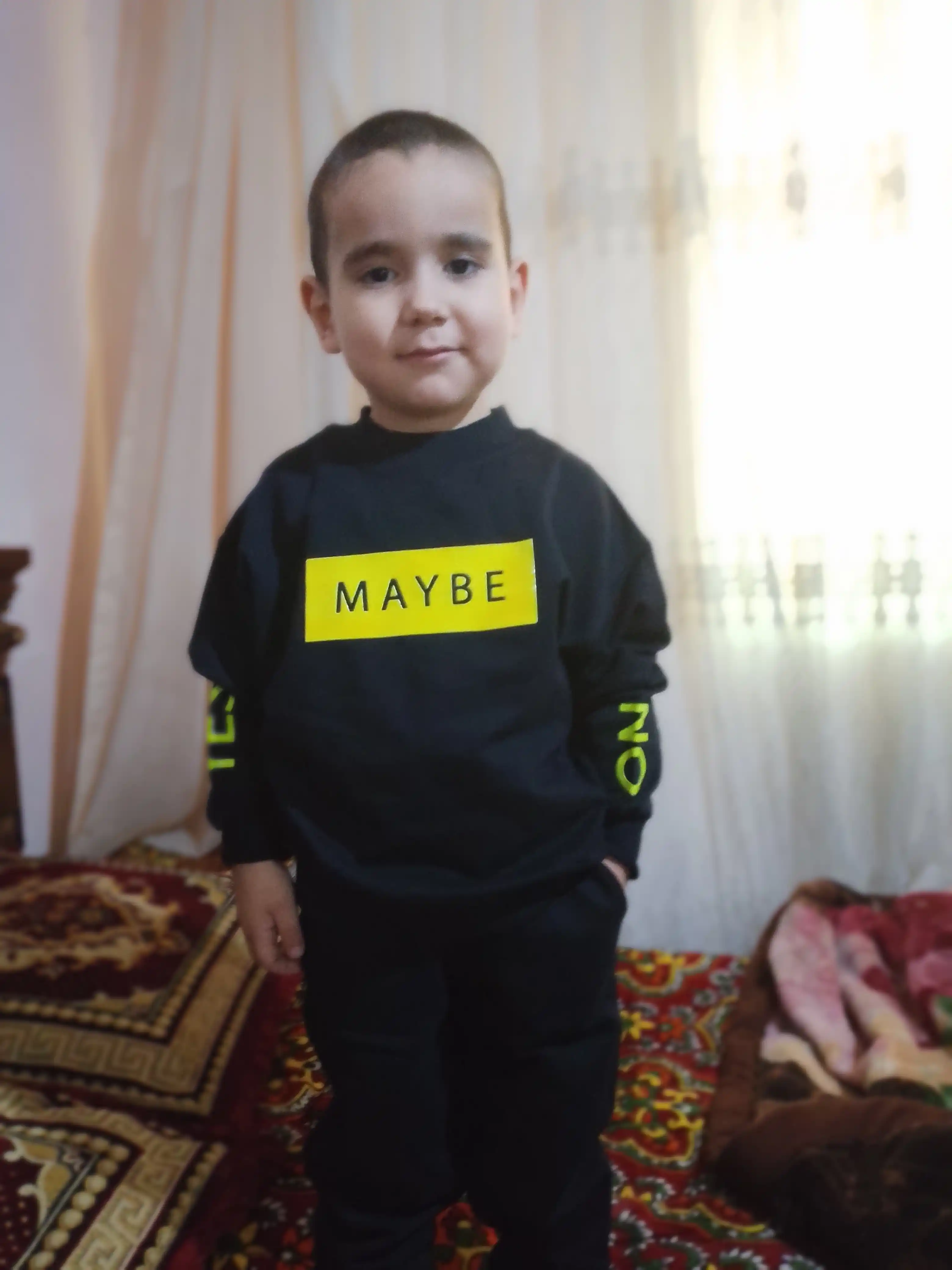 O'g'il bolalar uchun bahorgi sport kiyimlari to'plami, bosma naqshli