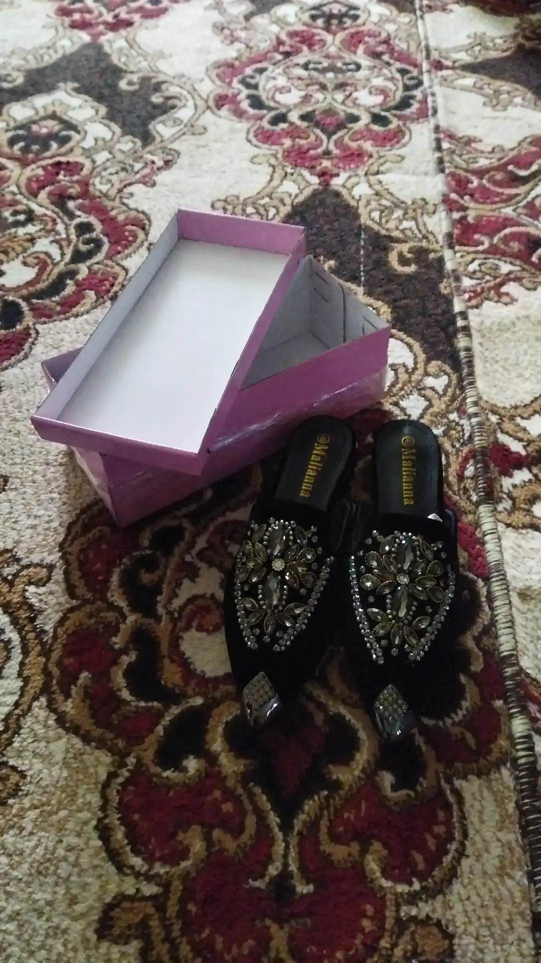 MALIANNA 871-248 flanel ustki qismli ayollar myulisi, 3 sm poshna, 3 rang, 36–40