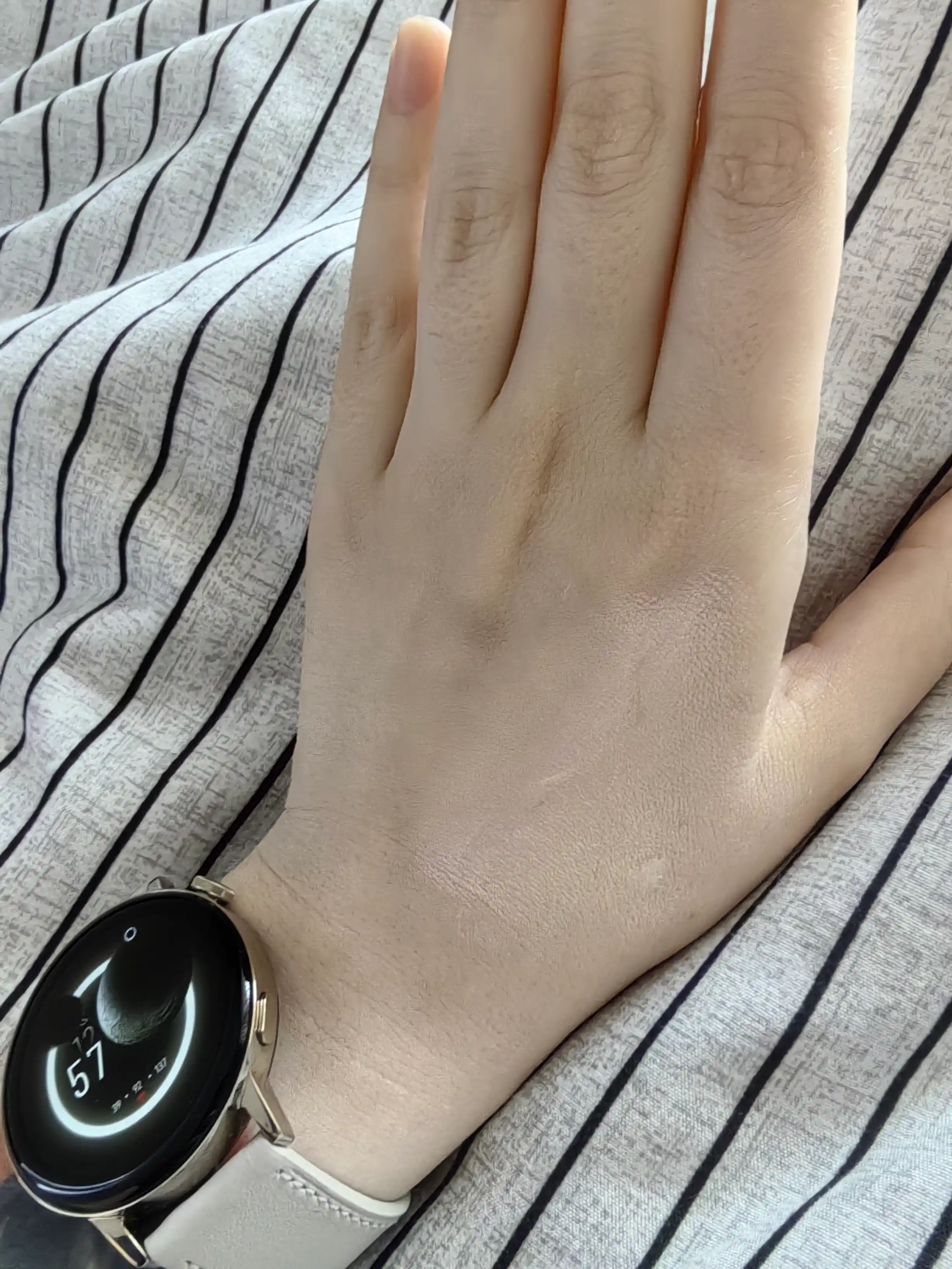 Tonal krem bazasi Catalina Geo Pro Layer Foundation