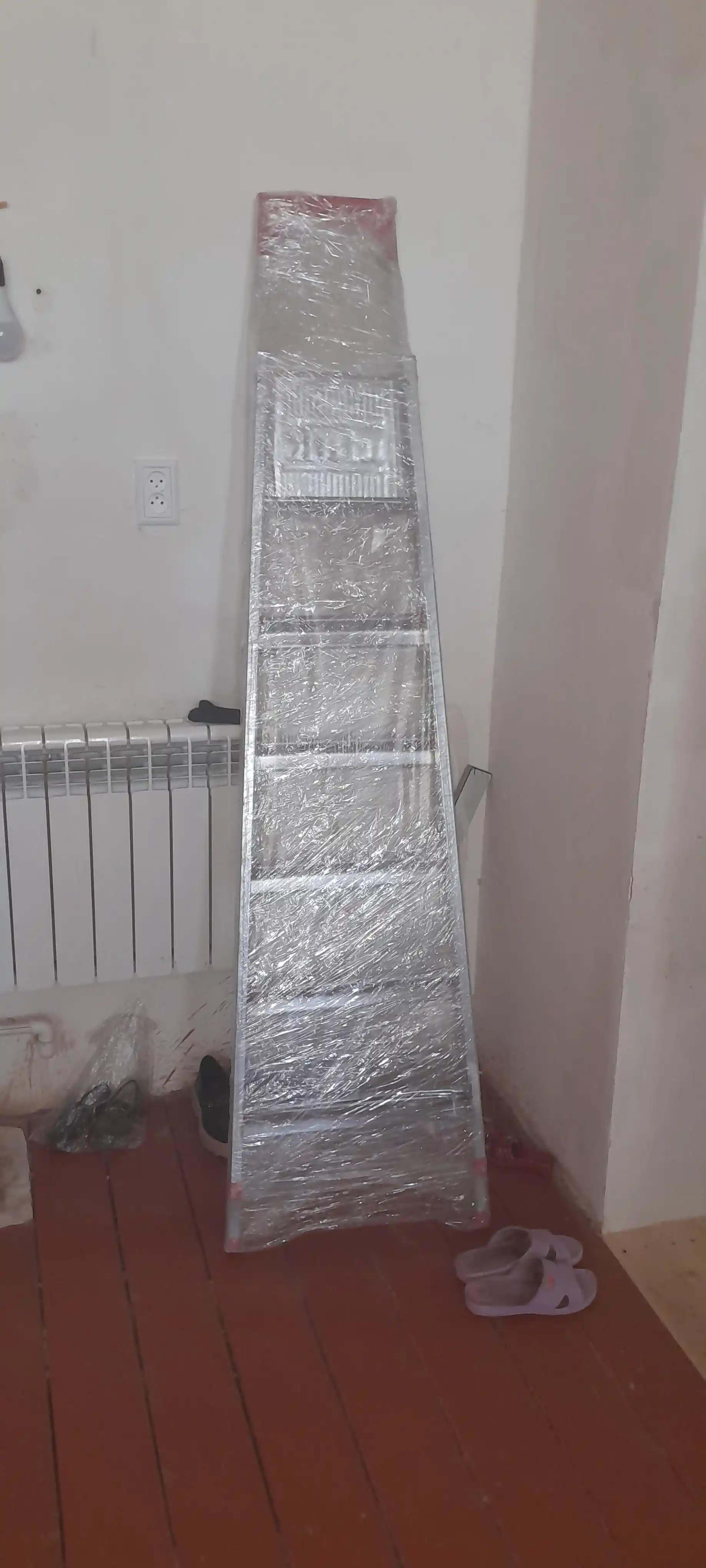 Narvon po'latdan Perilla UFUK, yig'iladigan zinapoya stremaynka, 3 dan 10 ta pog'onali