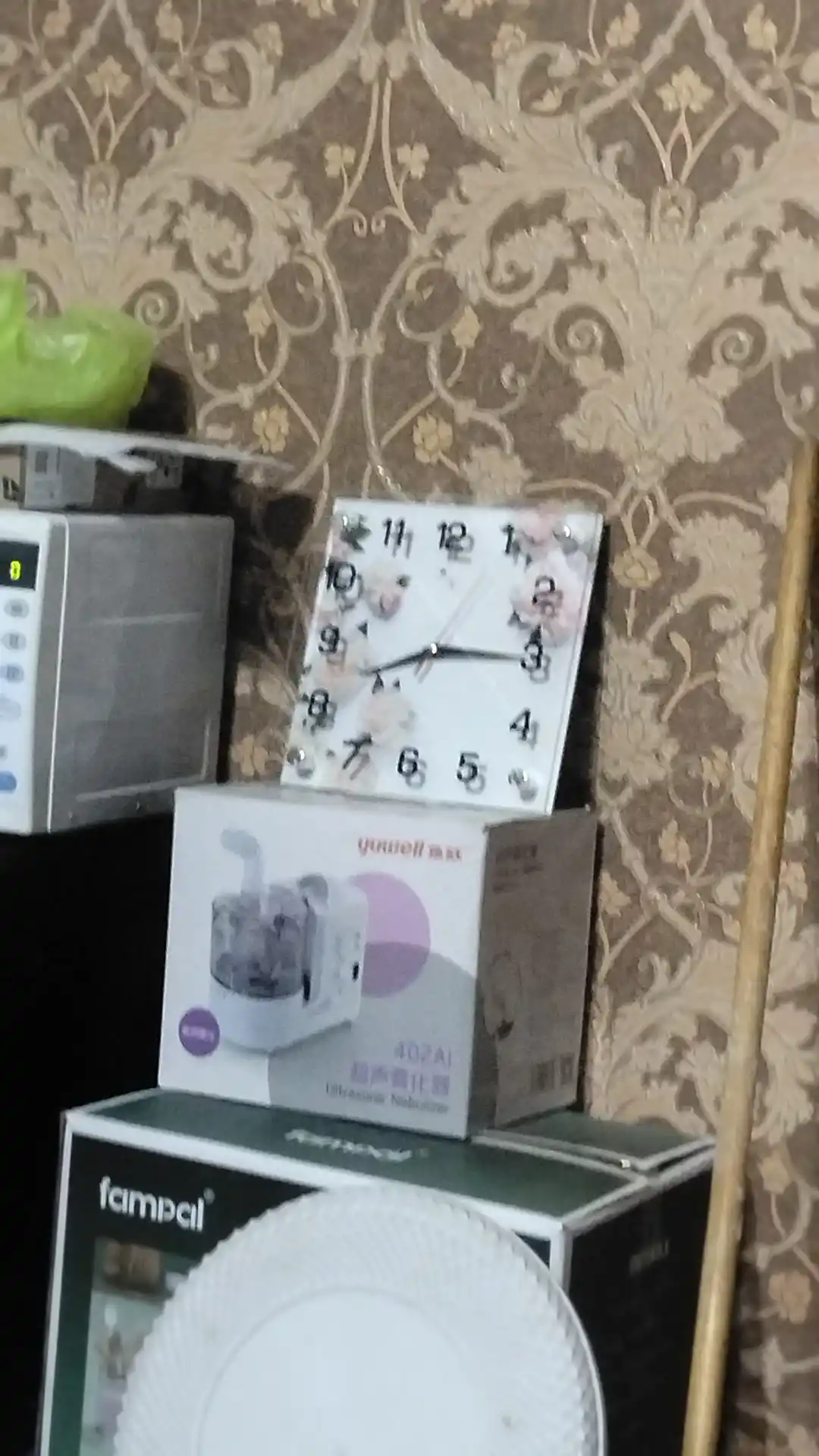 Shovqinsiz Rubin devor soati, shisha, sovg‘a uchun batareya