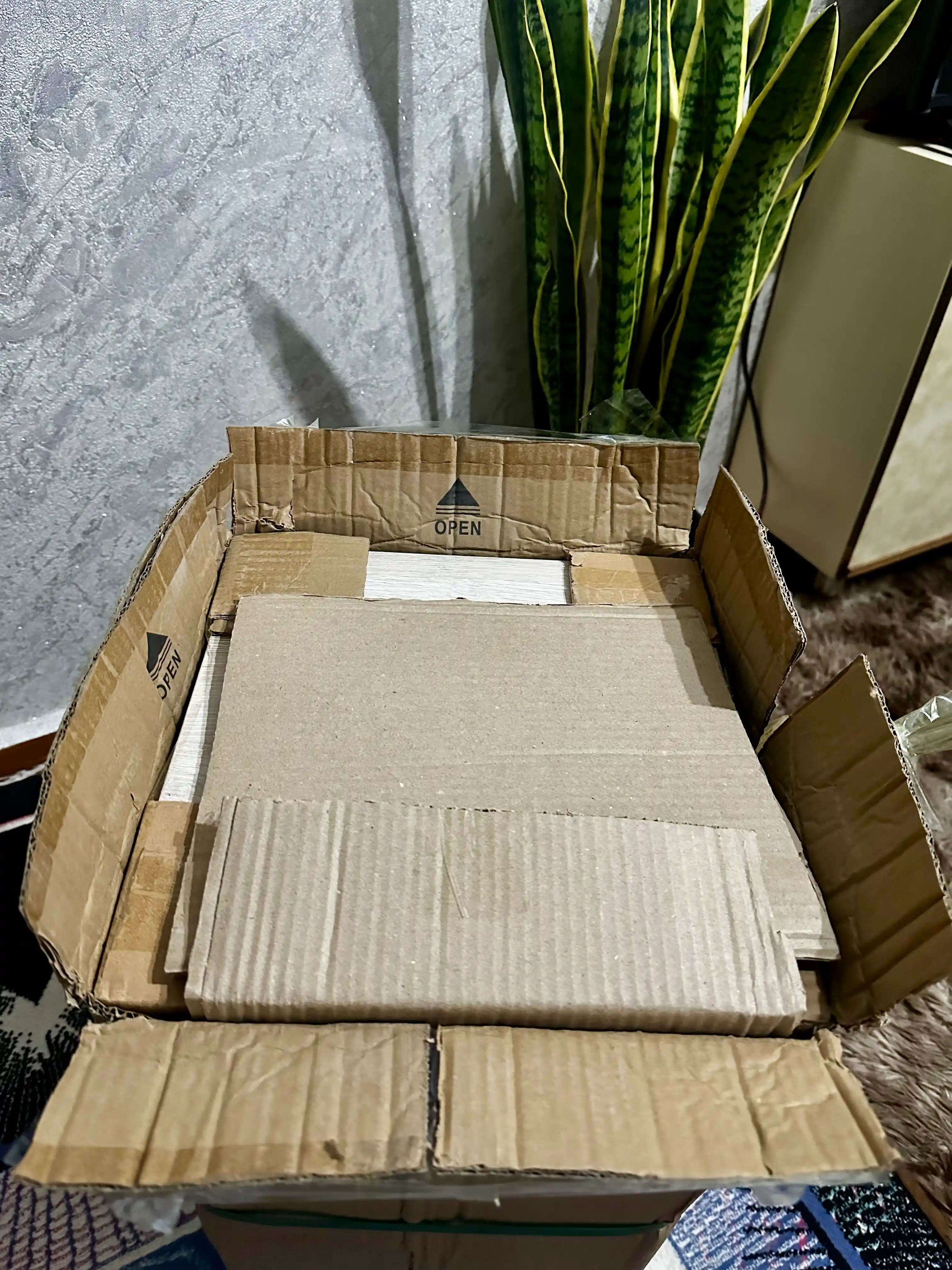 Universal tumba KUB44, 3 tokchali, LDSP, 60x30x30 sm, yig‘ilgan holatda