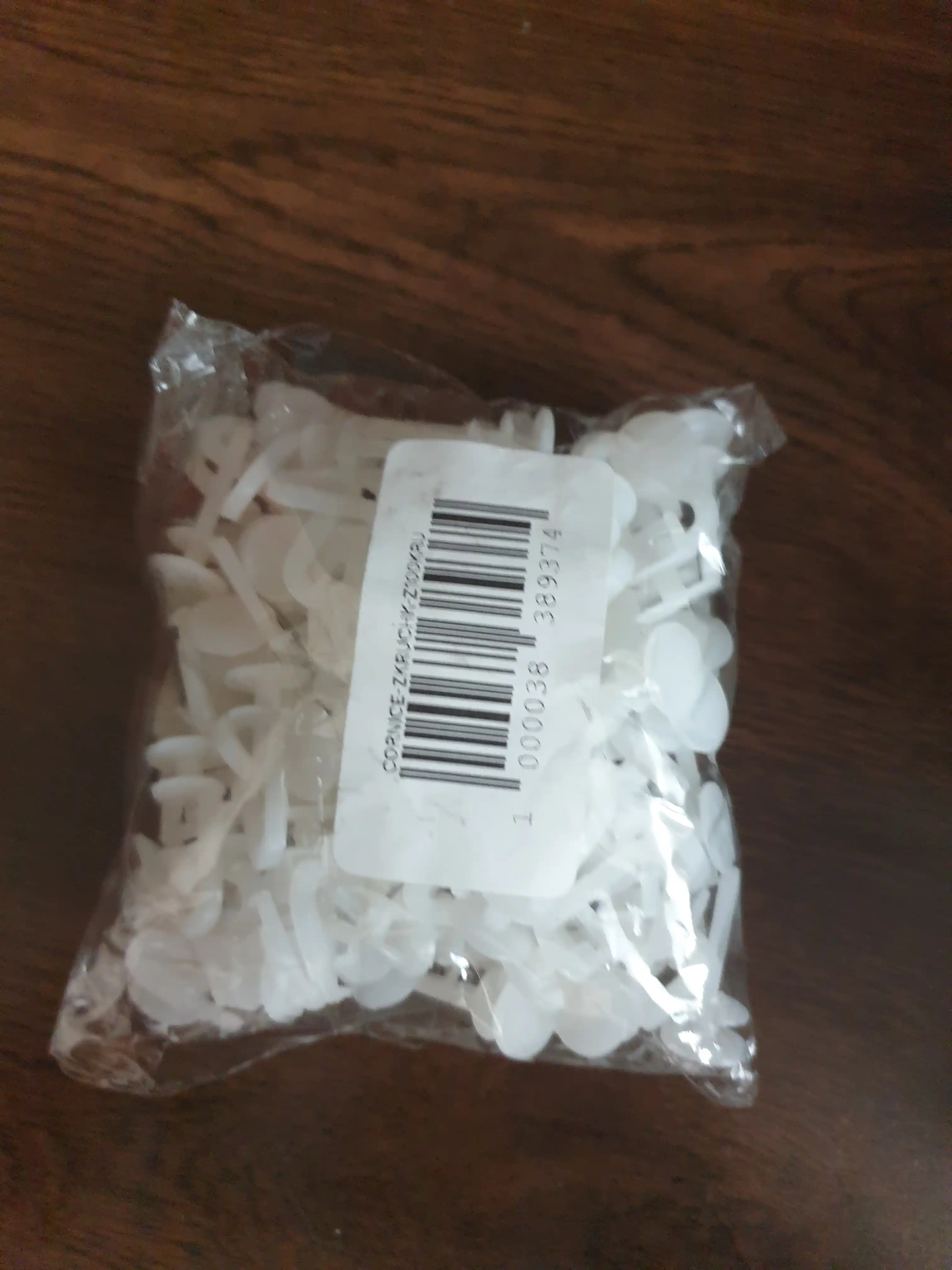 Parda uchun ilgaklar, plastik karnizlar uchun + 4 dona stop