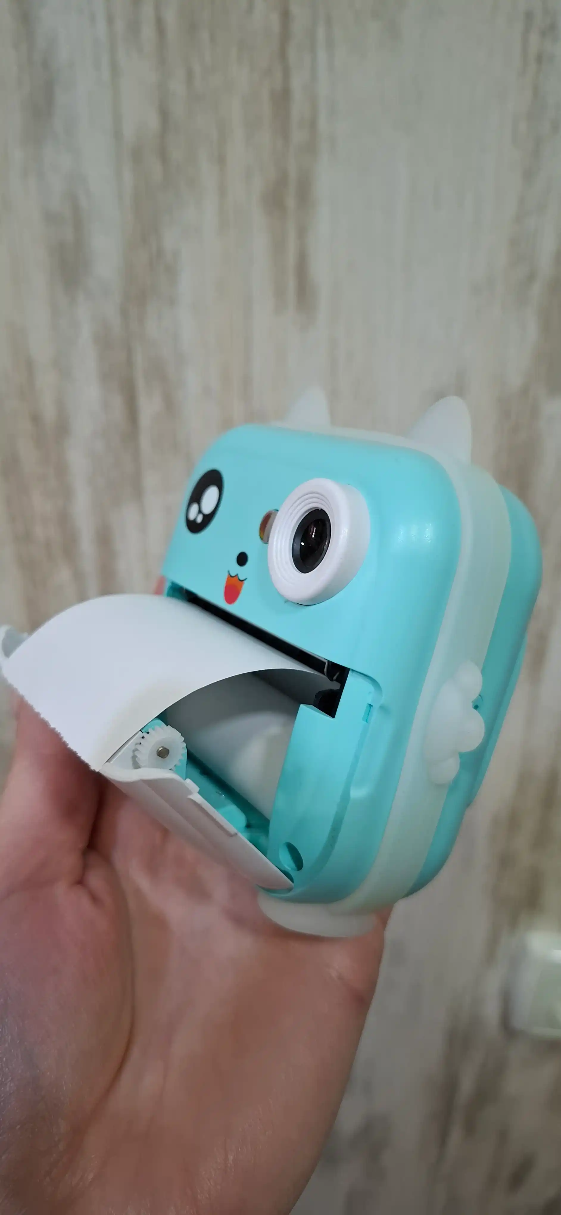 Mini printerlar va fotoapparatlar uchun rangli, o‘zi yelimlanadigan qog‘oz