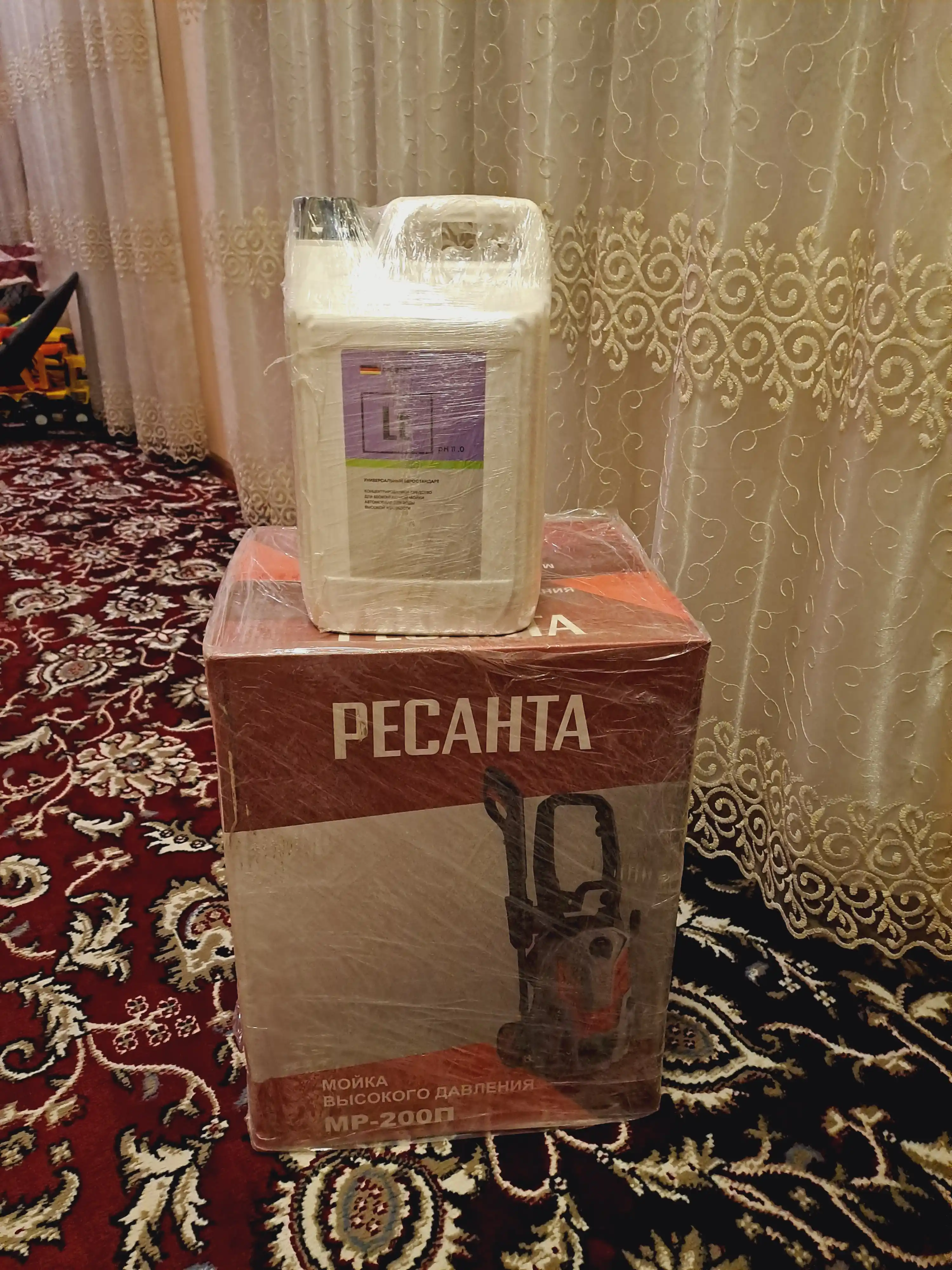 MP-200.00 Resanta san'atining yuqori bosimi. 70/8/22