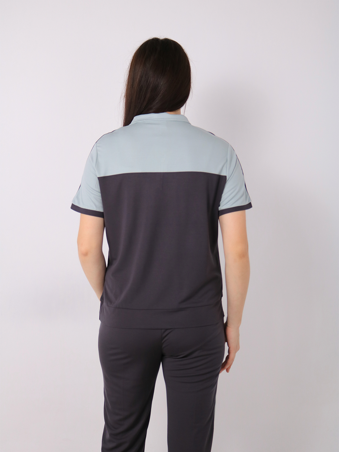 Erim uxlab qolganda erimning dugonasi meni sikdi.