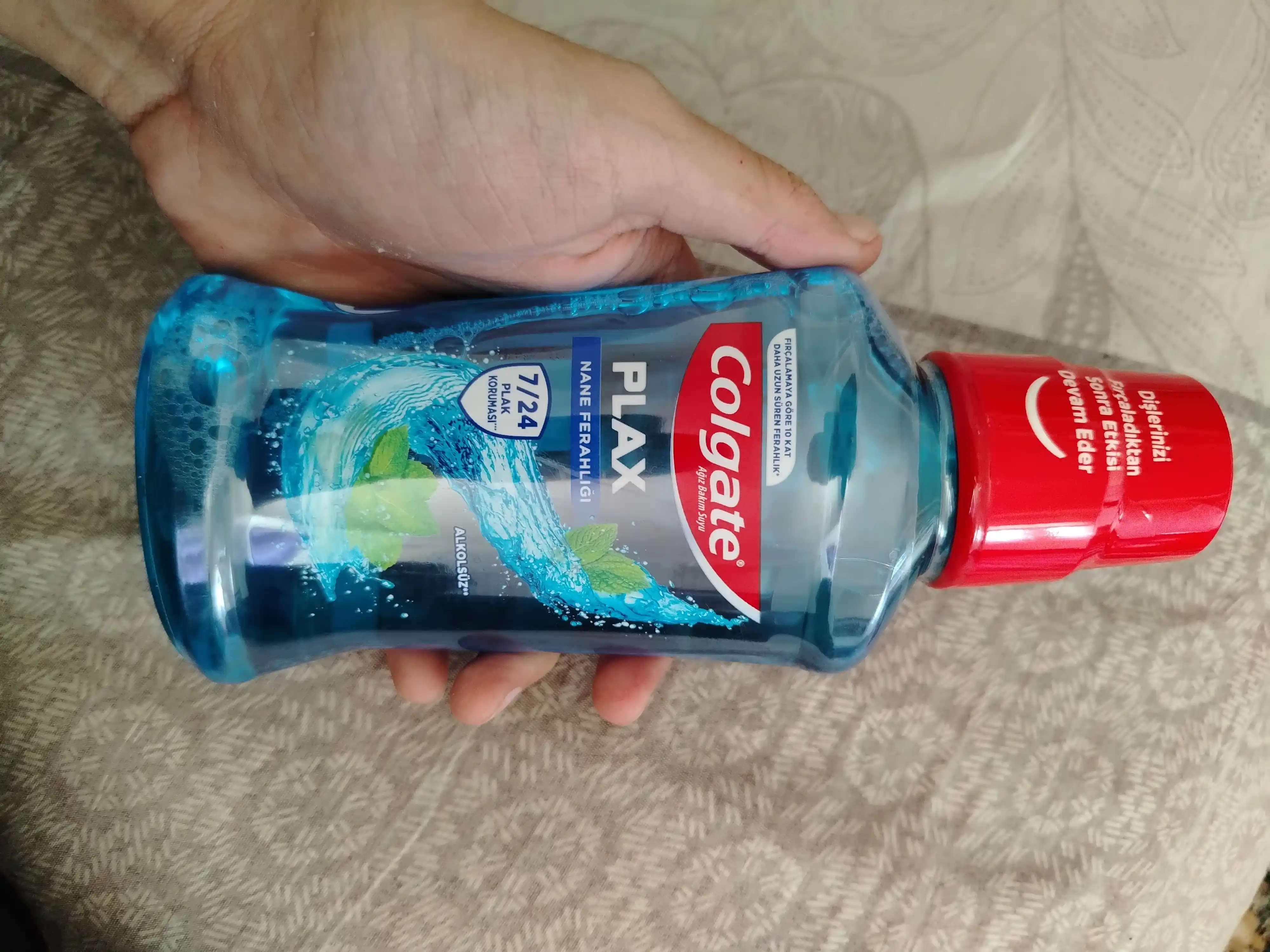 Colgate Plax og‘iz bo‘shlig‘i uchun tetiklashtiruvchi yalpizli antibakterial chayish vositasi, 250 ml