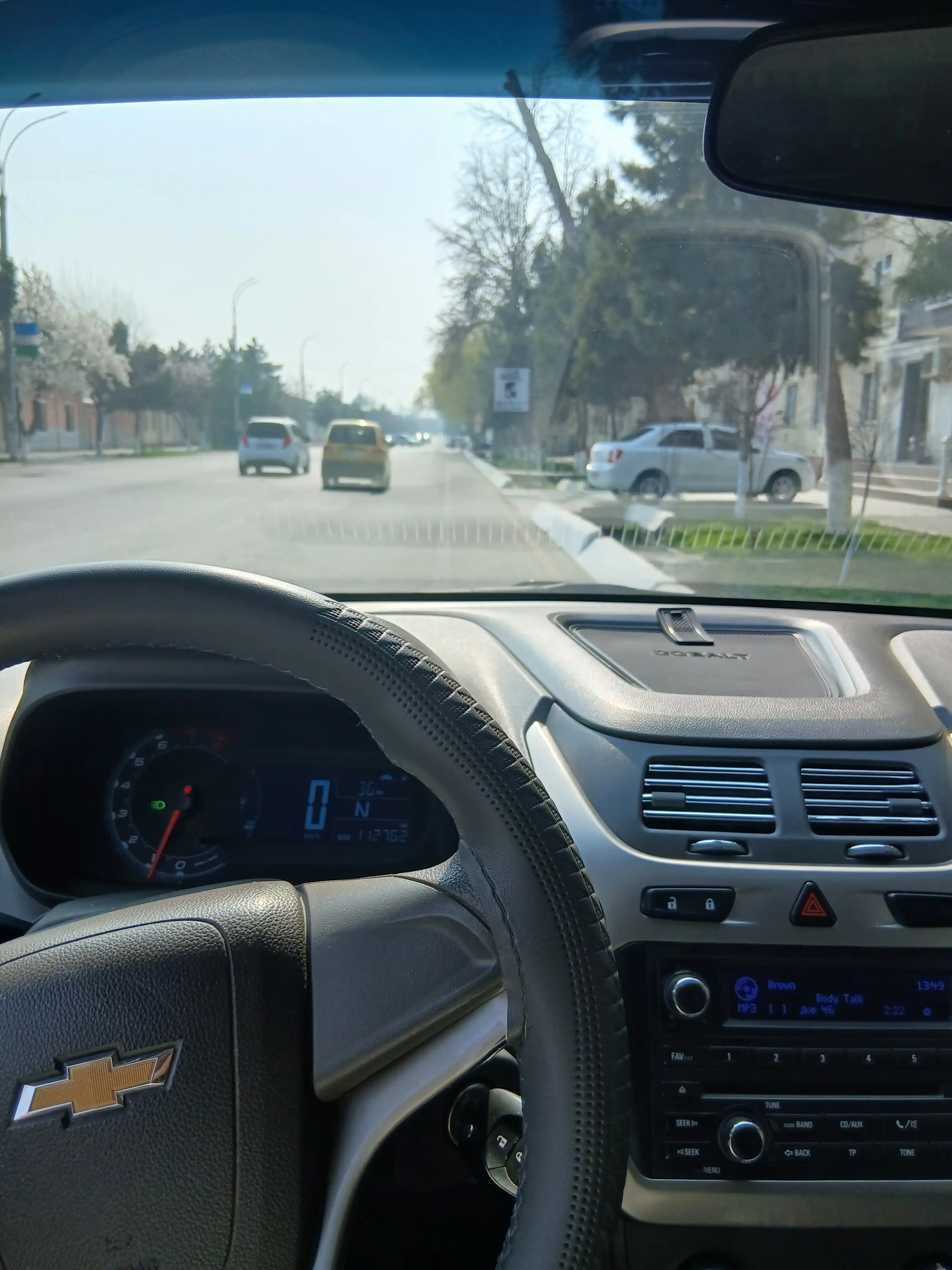 Cobalt torpedalarining rezina yostiqchalari qorong‘ida porlaydi