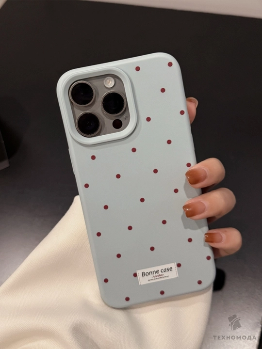 Стильный чехол с корейским дизайном в горошек для iPhone - 
