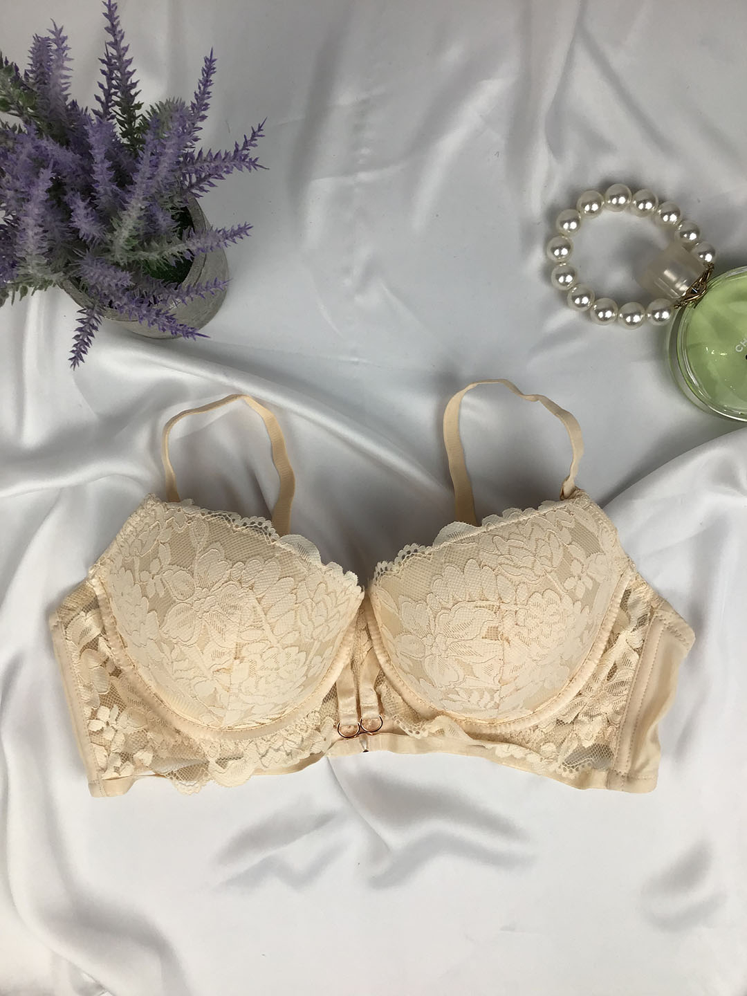 Ozini yoqotmaguncha, boglangan odamlar bilan jinsiy aloqa qilish