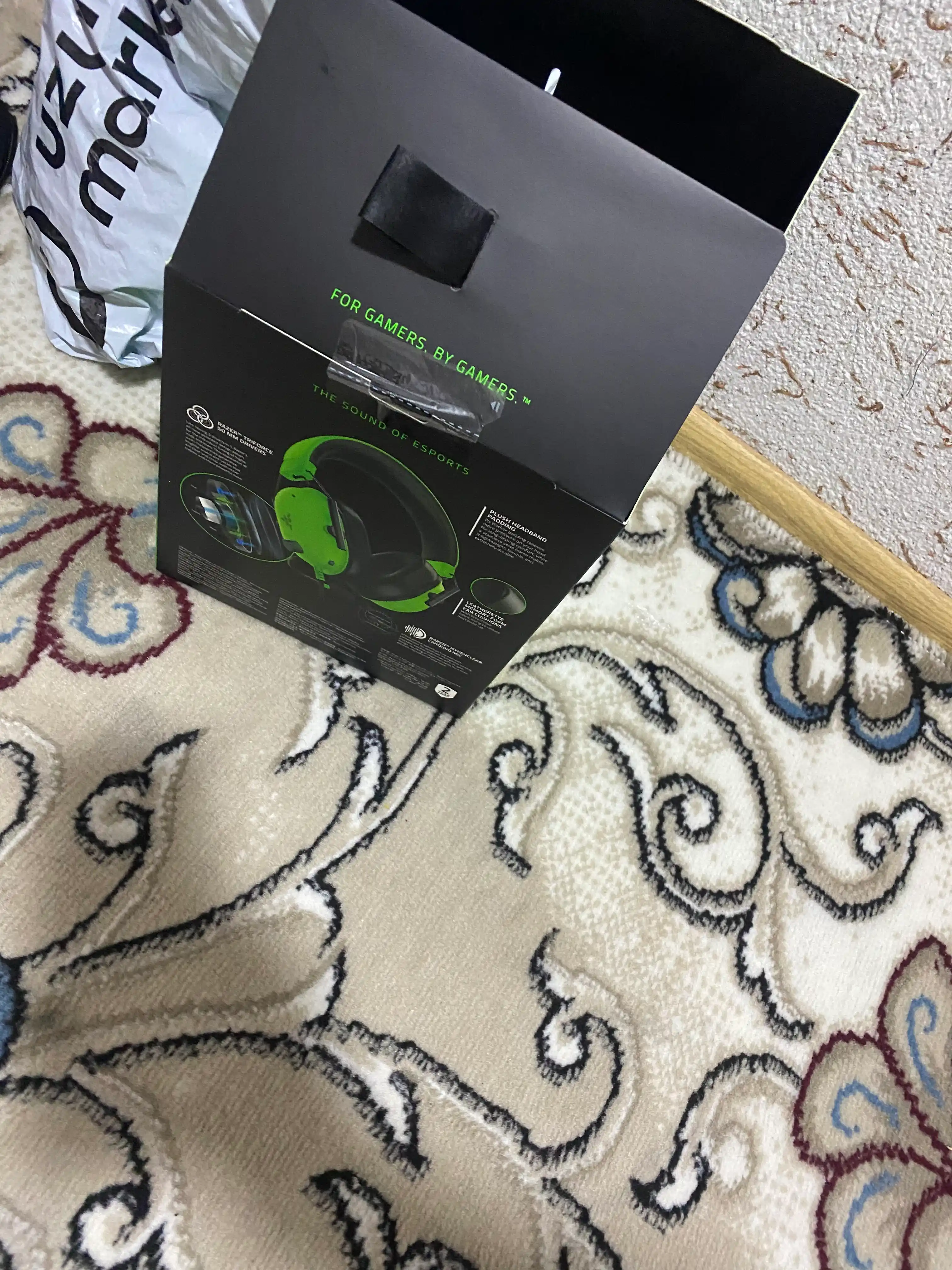 Simli oyin quloqchinlari Razer Headset BlackShark V2 X 7,1 USB RZ04-04570100-R3M1