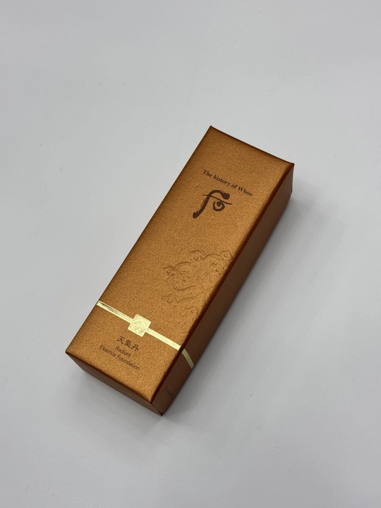 Тональный крем от морщин The History Of Whoo Cheongidan Radiant Rssence Foundation, 40 мл - 