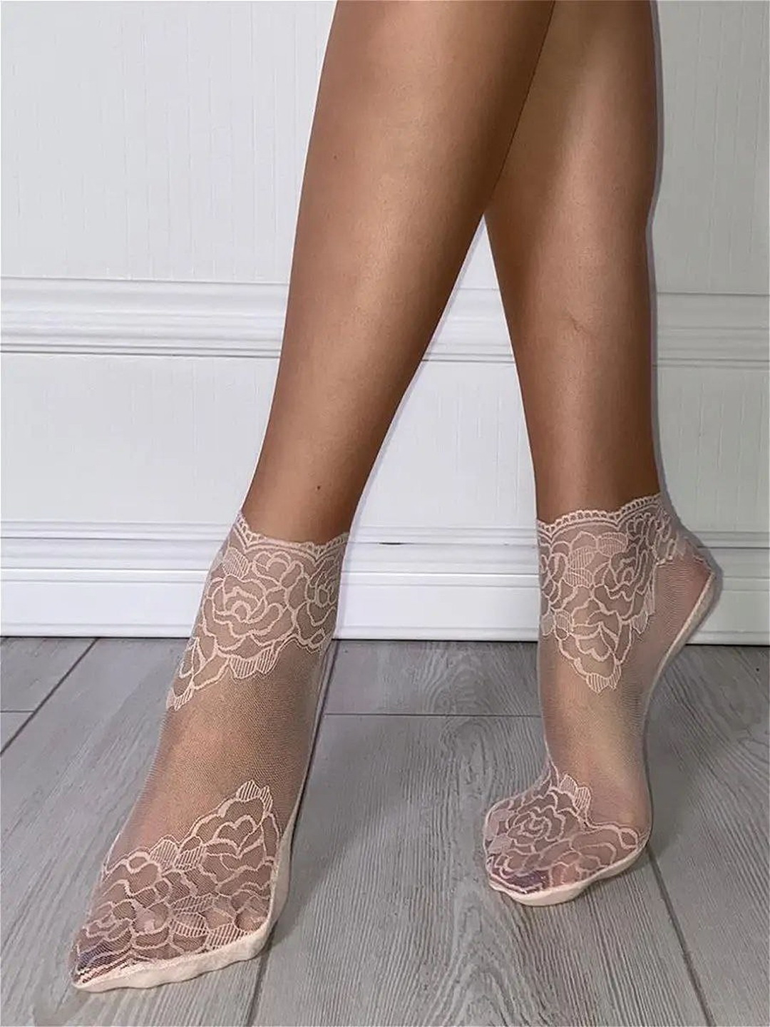 Paypoqda otirgan yuz surati