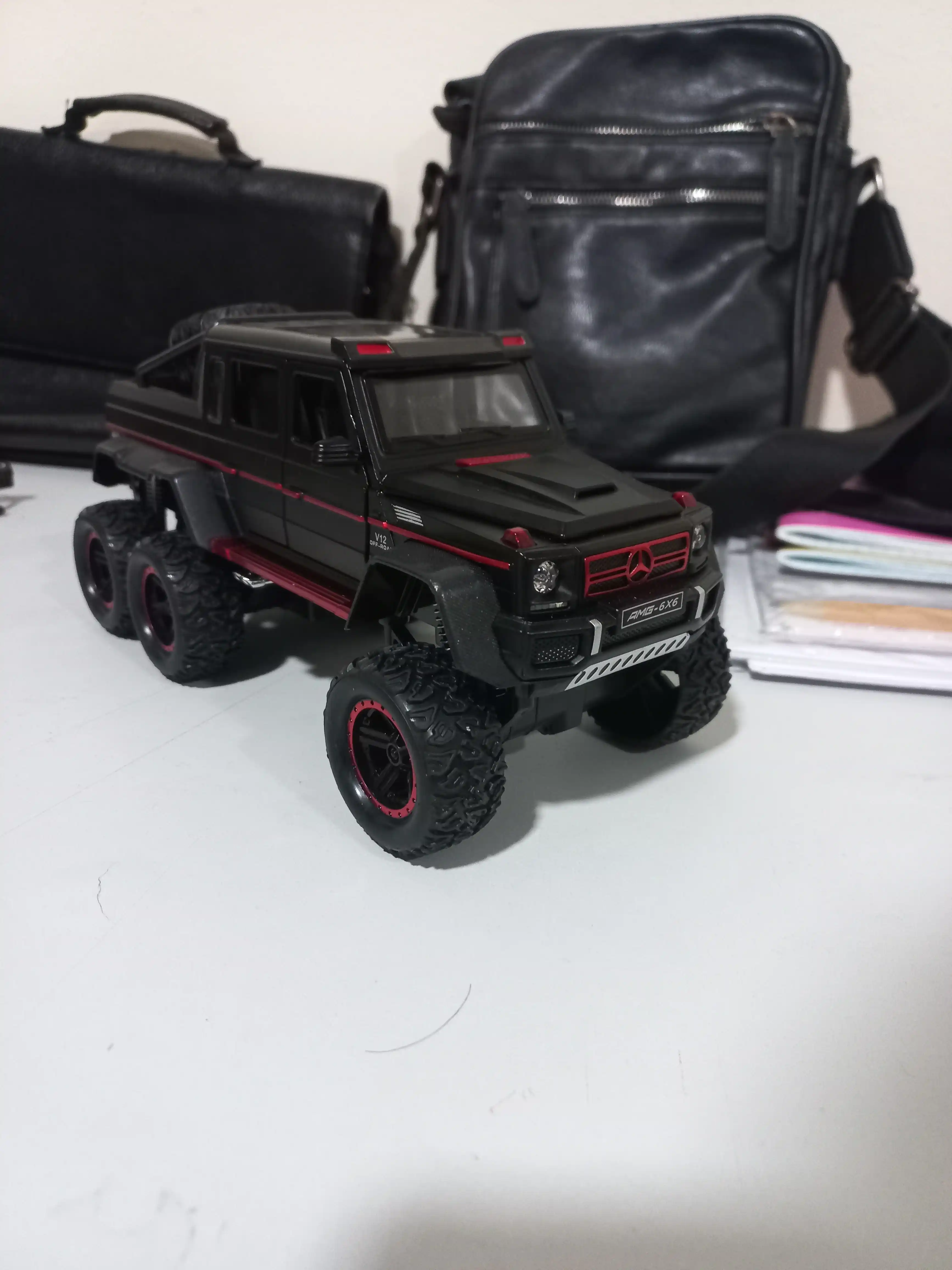 FIDGO avtomobil modeli, Mercedes G63 AMG 6x6