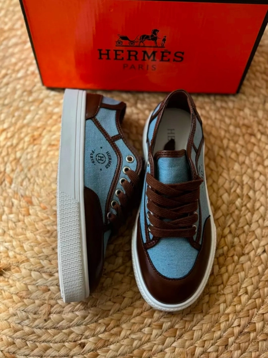 Ayollar uchun kedalar Hermes