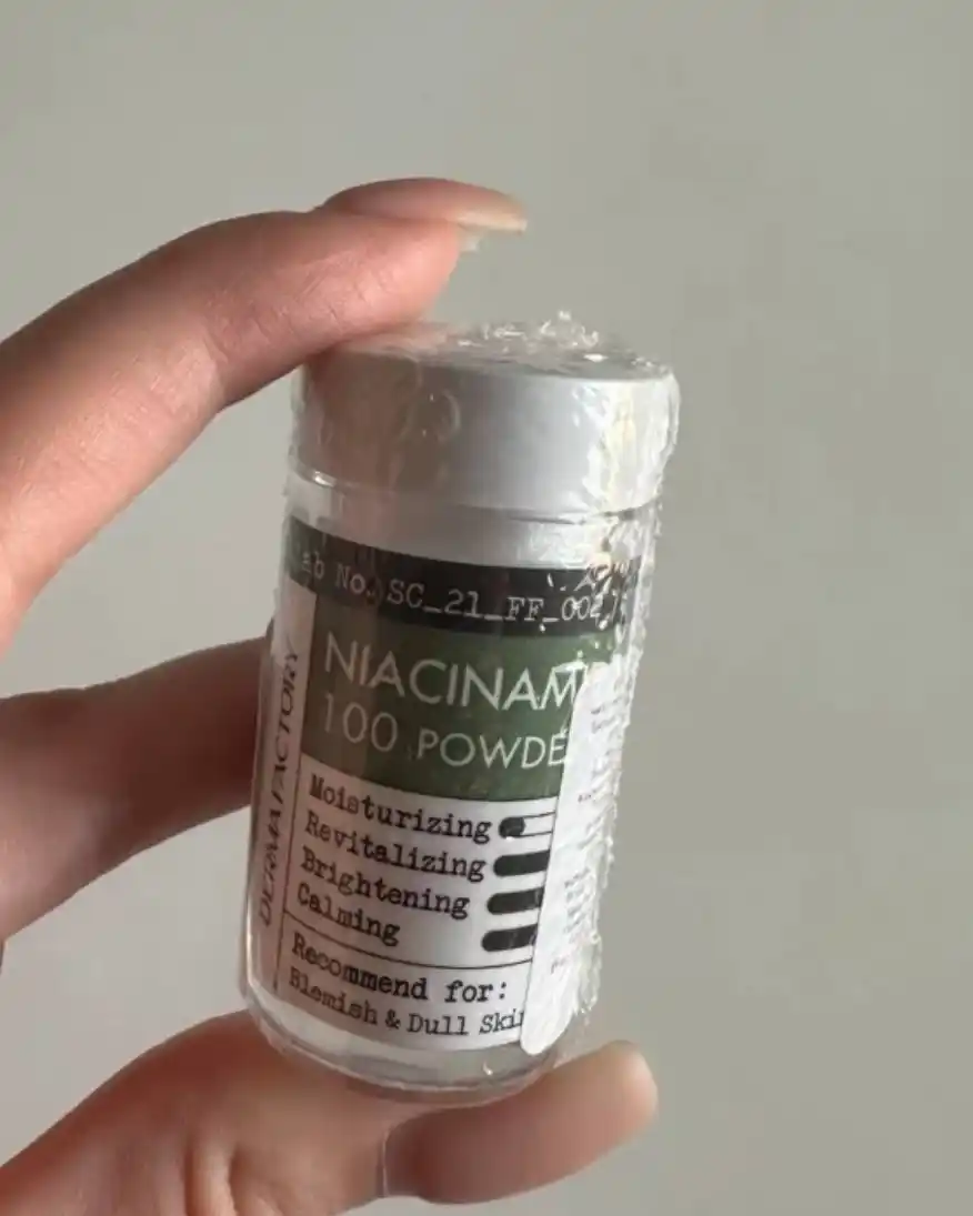 100% niatsinamidli yengillashtiruvchi qoshimcha-upa DERMA FACTORY Niacinamide 100 Powder, 9 g