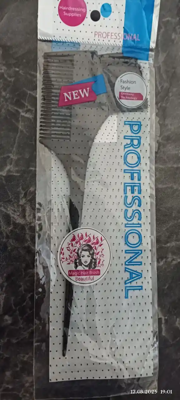 Sochni bo'yash uchun professional cho'tka