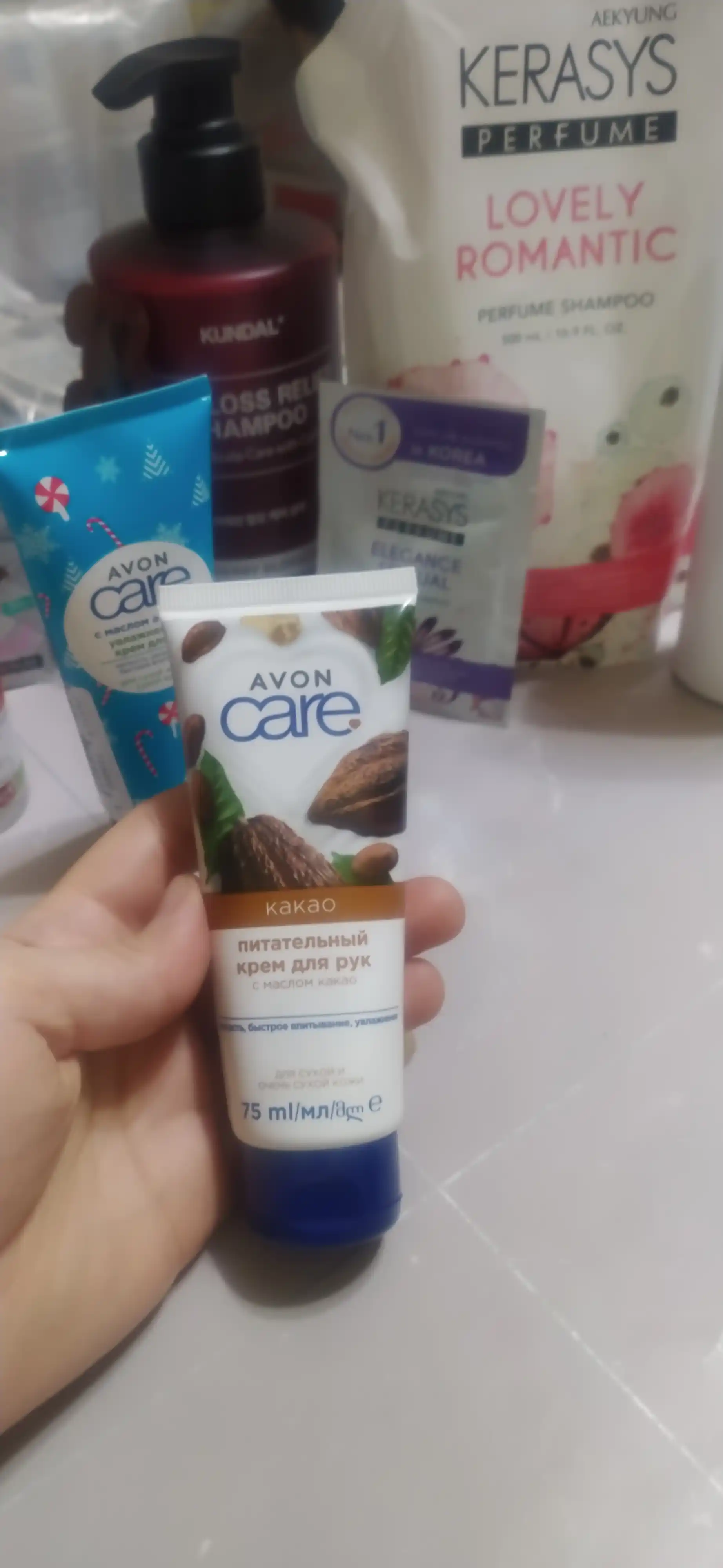 Крем для рук Avon Care, питание с маслом какао, 75 мл